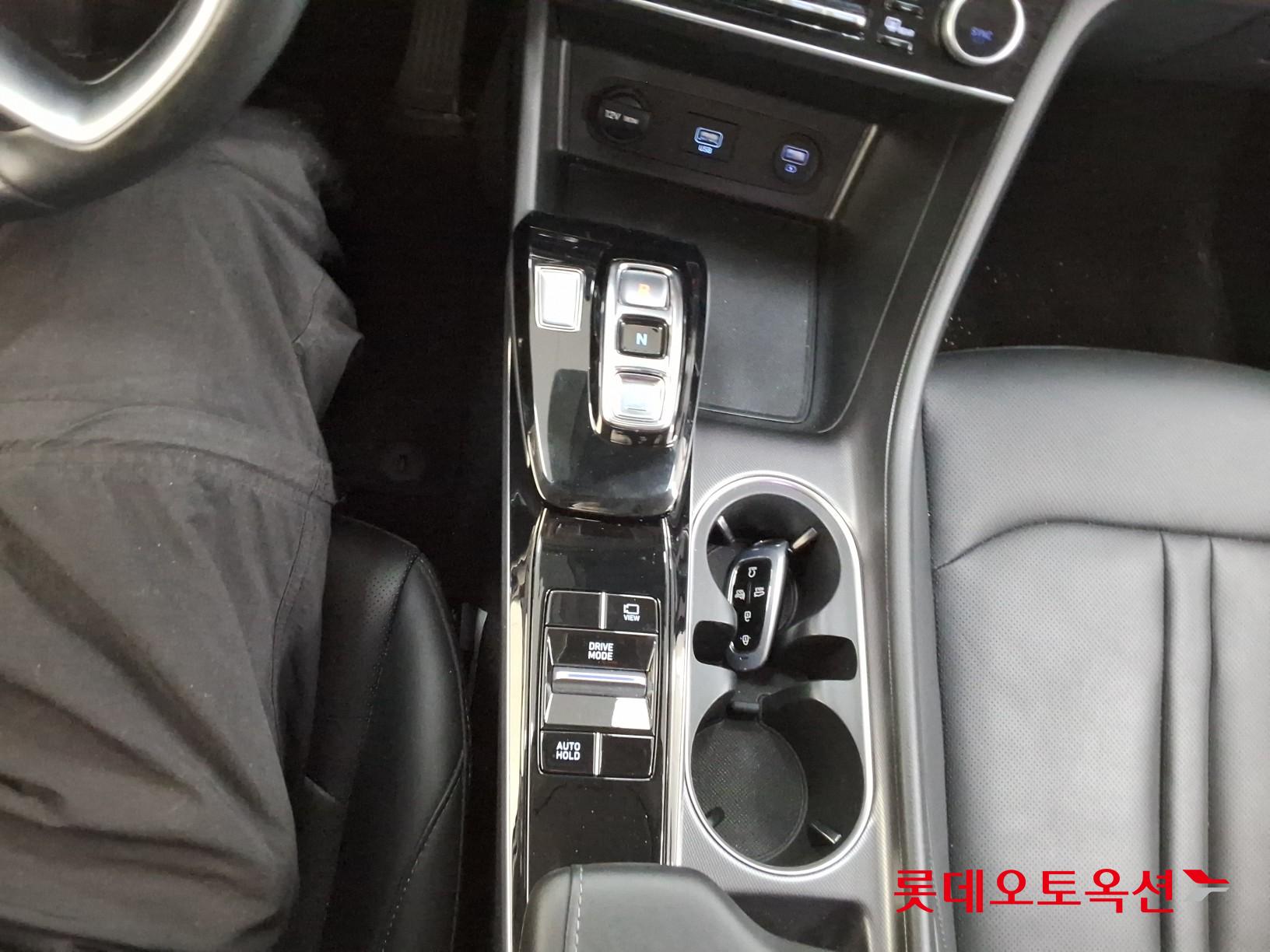 Hyundai Sonata 2021 - Image 32