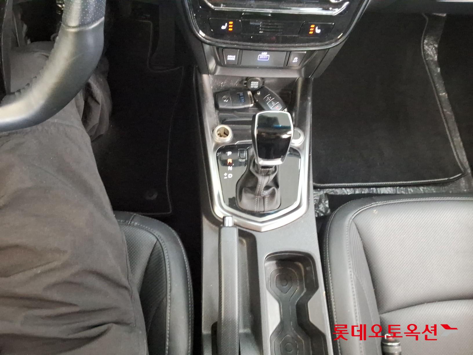 KG Mobility Tivoli 2022 - Image 32