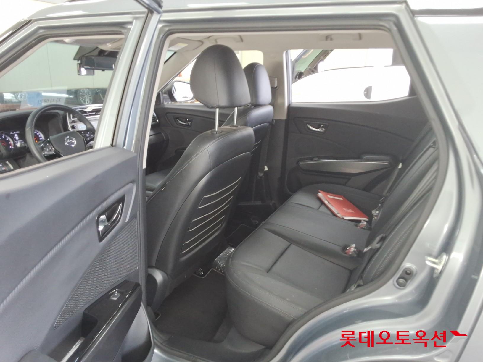 KG Mobility Tivoli 2022 - Image 36