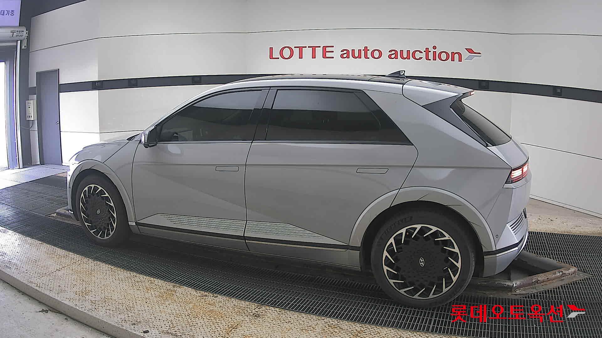 Hyundai Ioniq 5 2022 - Image 14