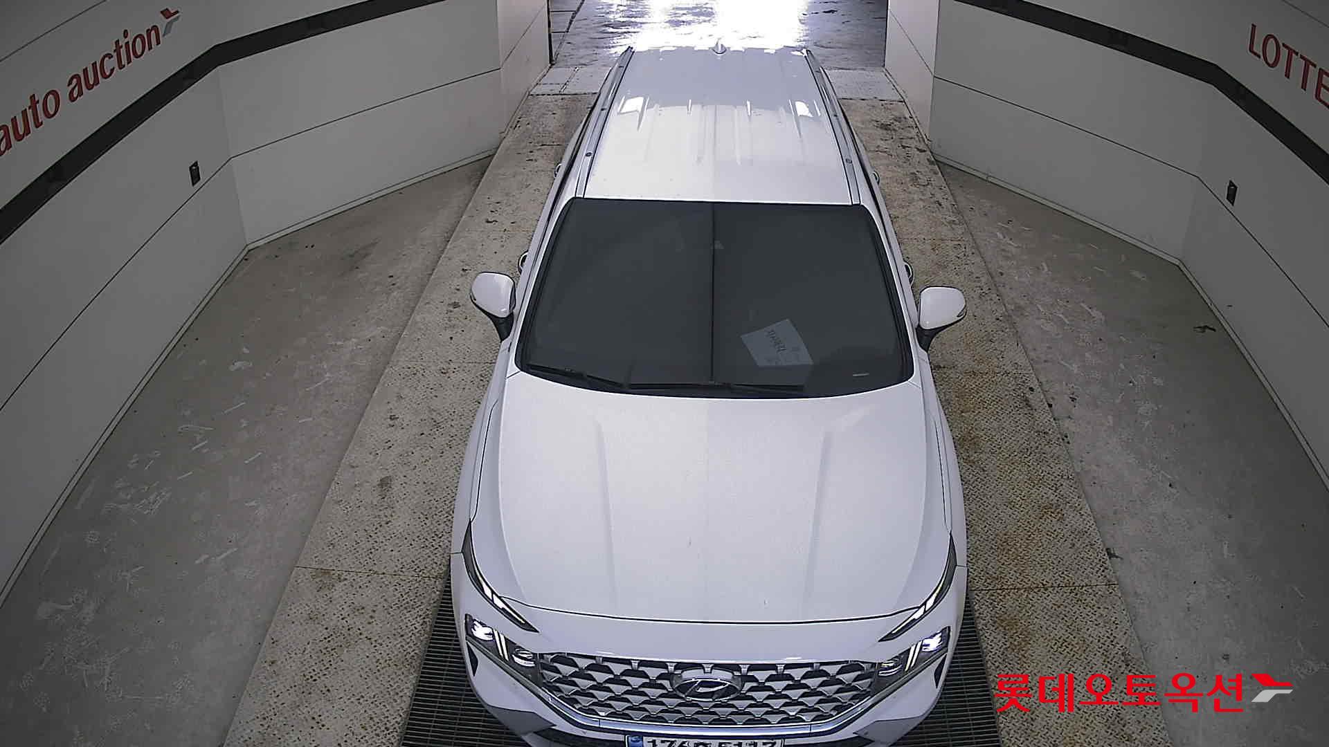 2021 - Hyundai SANTAFE