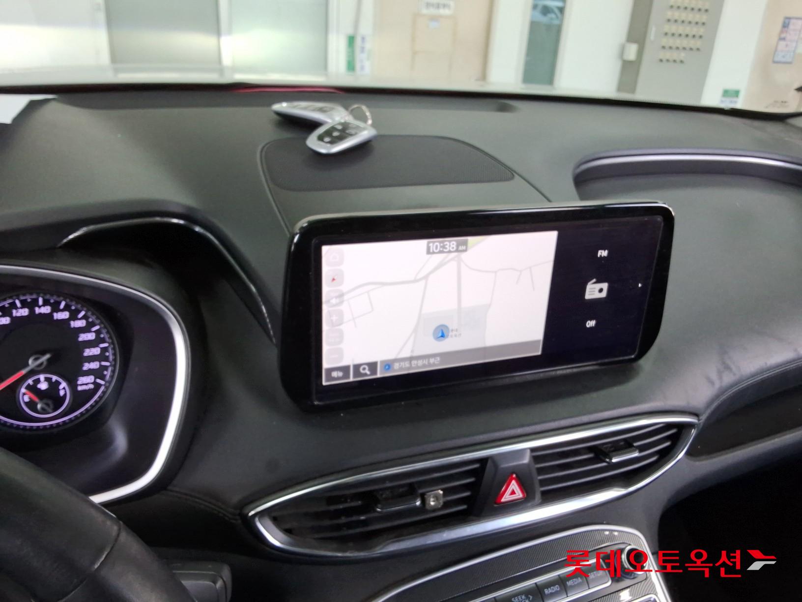 2021 - Hyundai SANTAFE