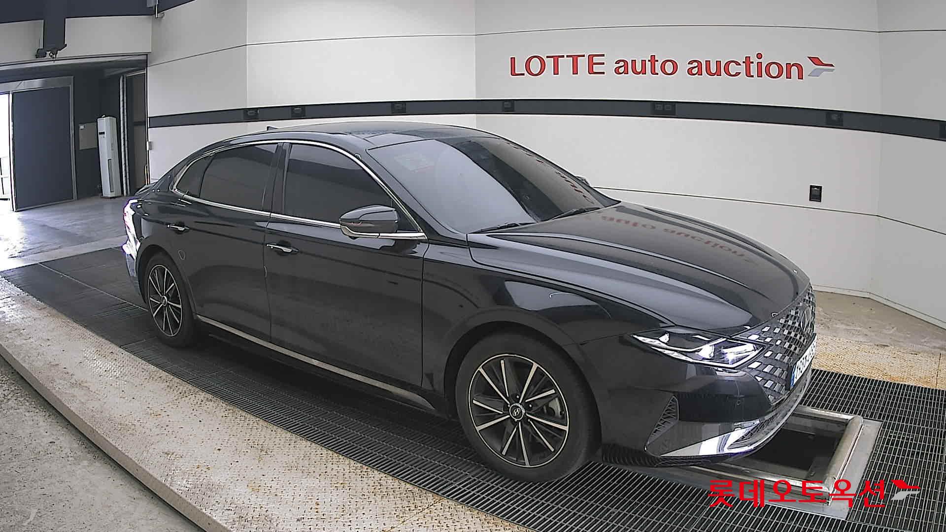 2022 - hyundai grandeur