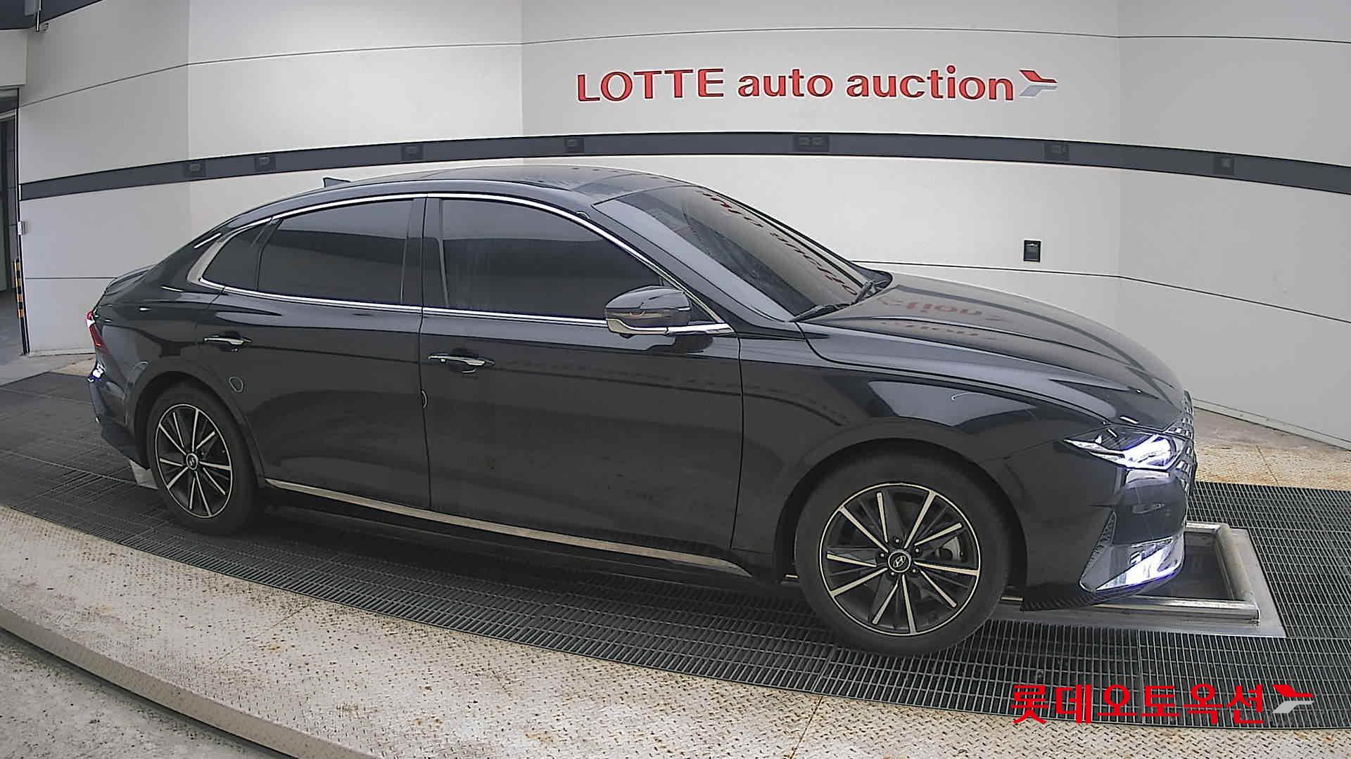 2022 - hyundai grandeur