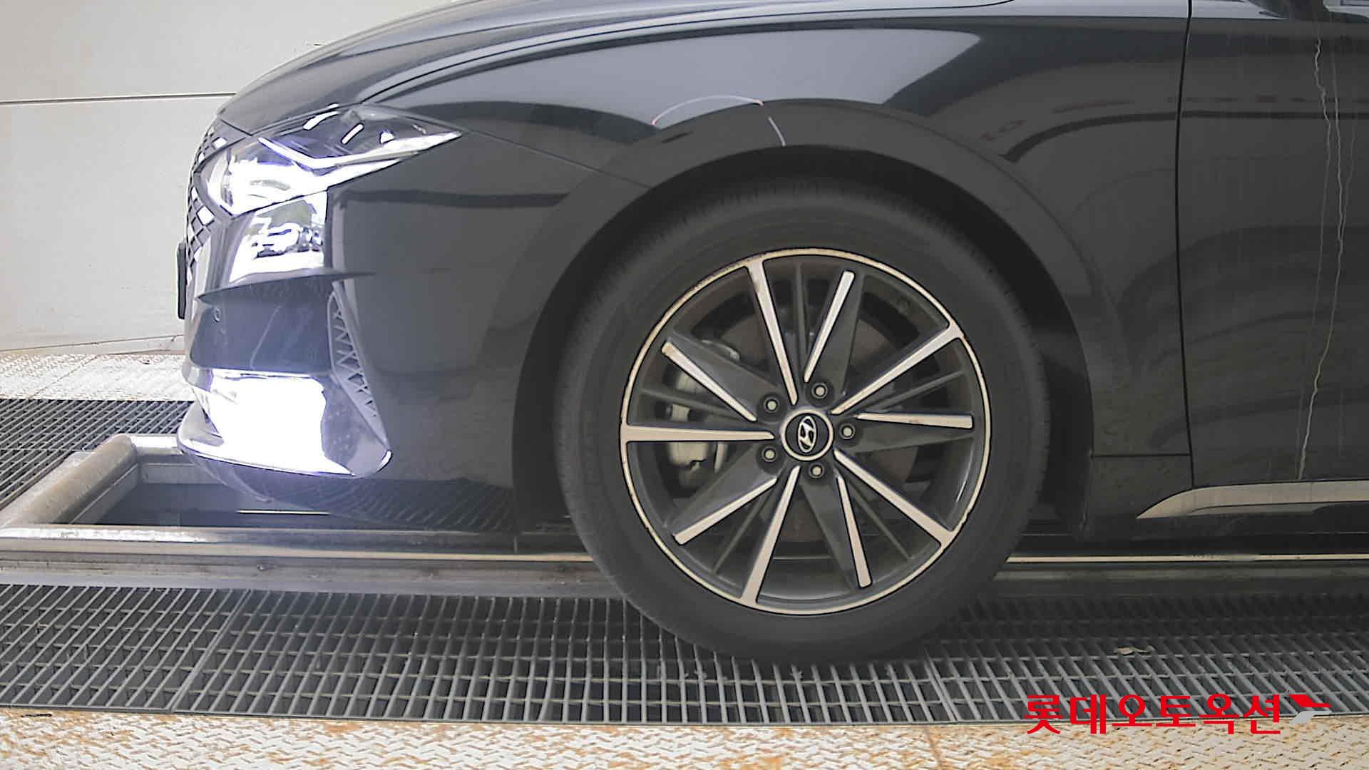 2022 - hyundai grandeur