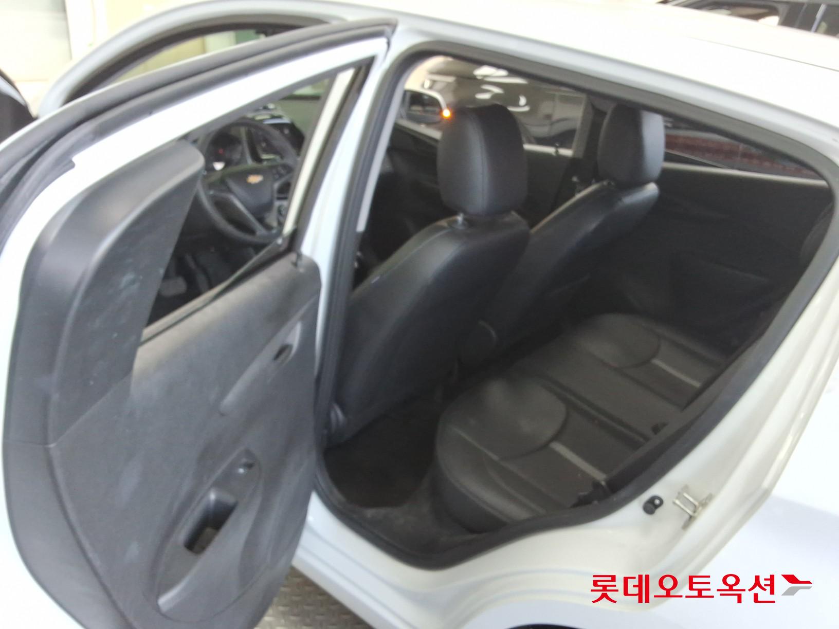 جنرال موتورز كوريا سبارك 2021 - صورة 36