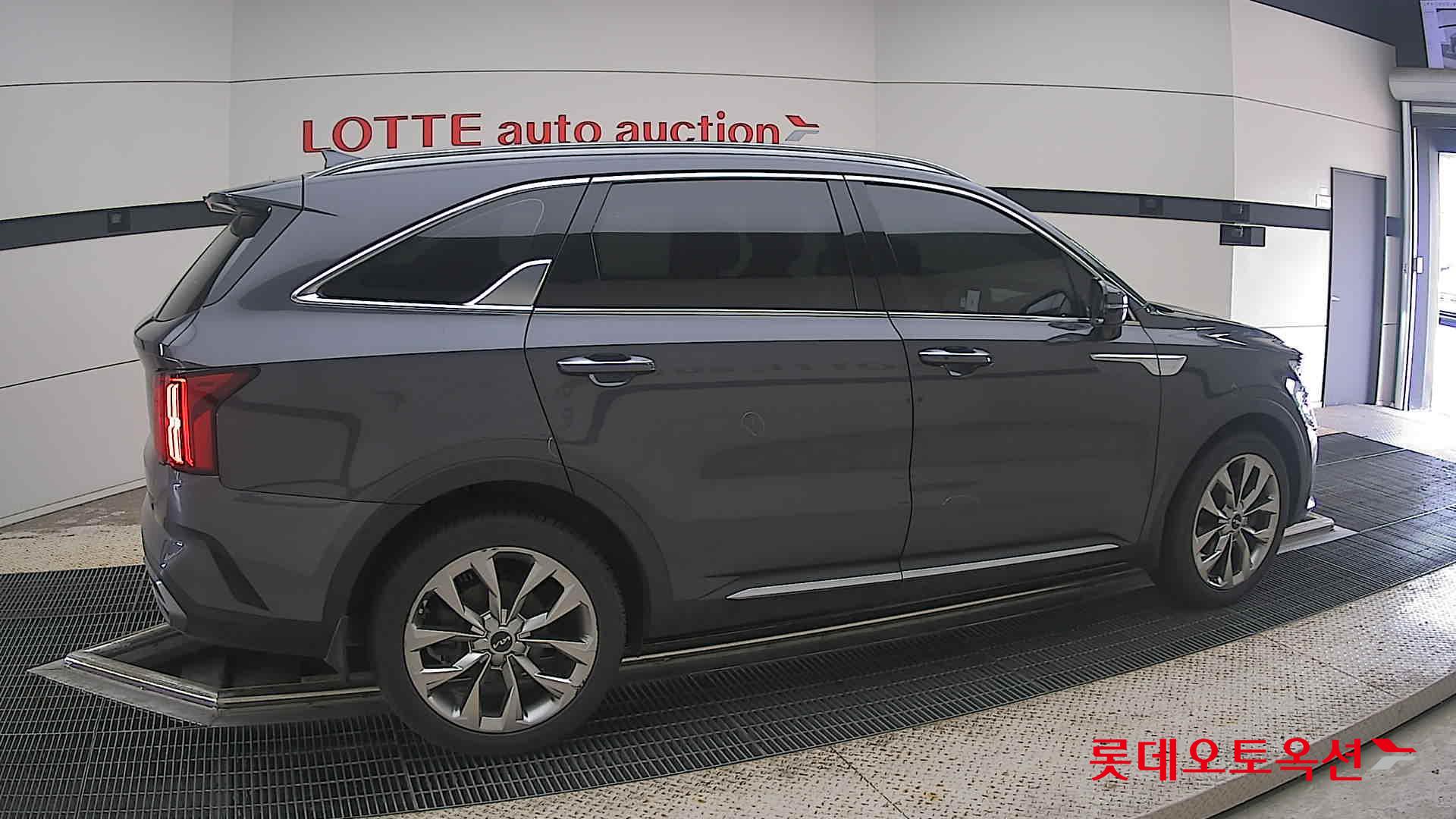 2023 - kia sorento