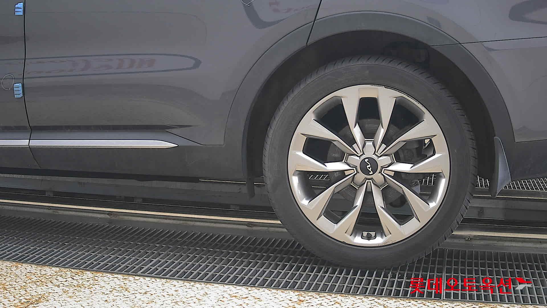 2023 - kia sorento