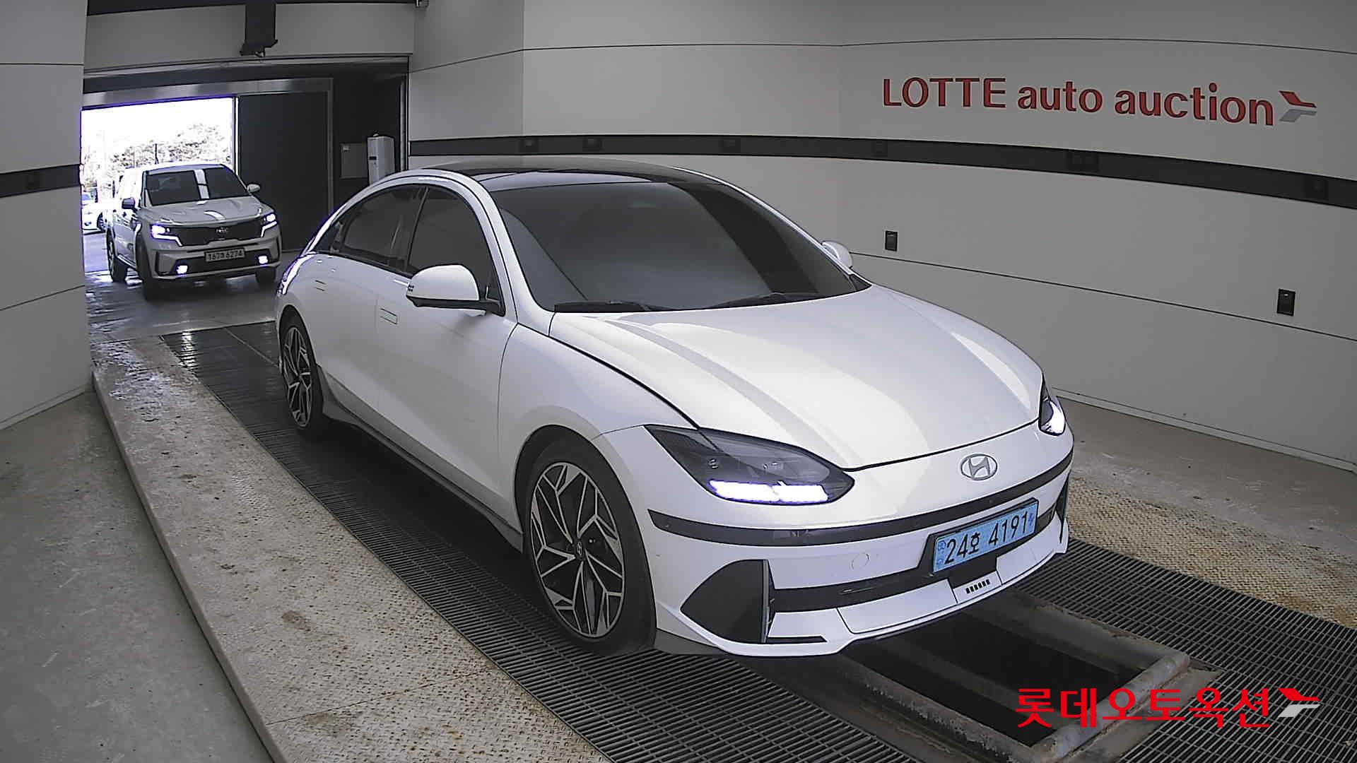 Hyundai Ioniq 6 2023 - Image 6