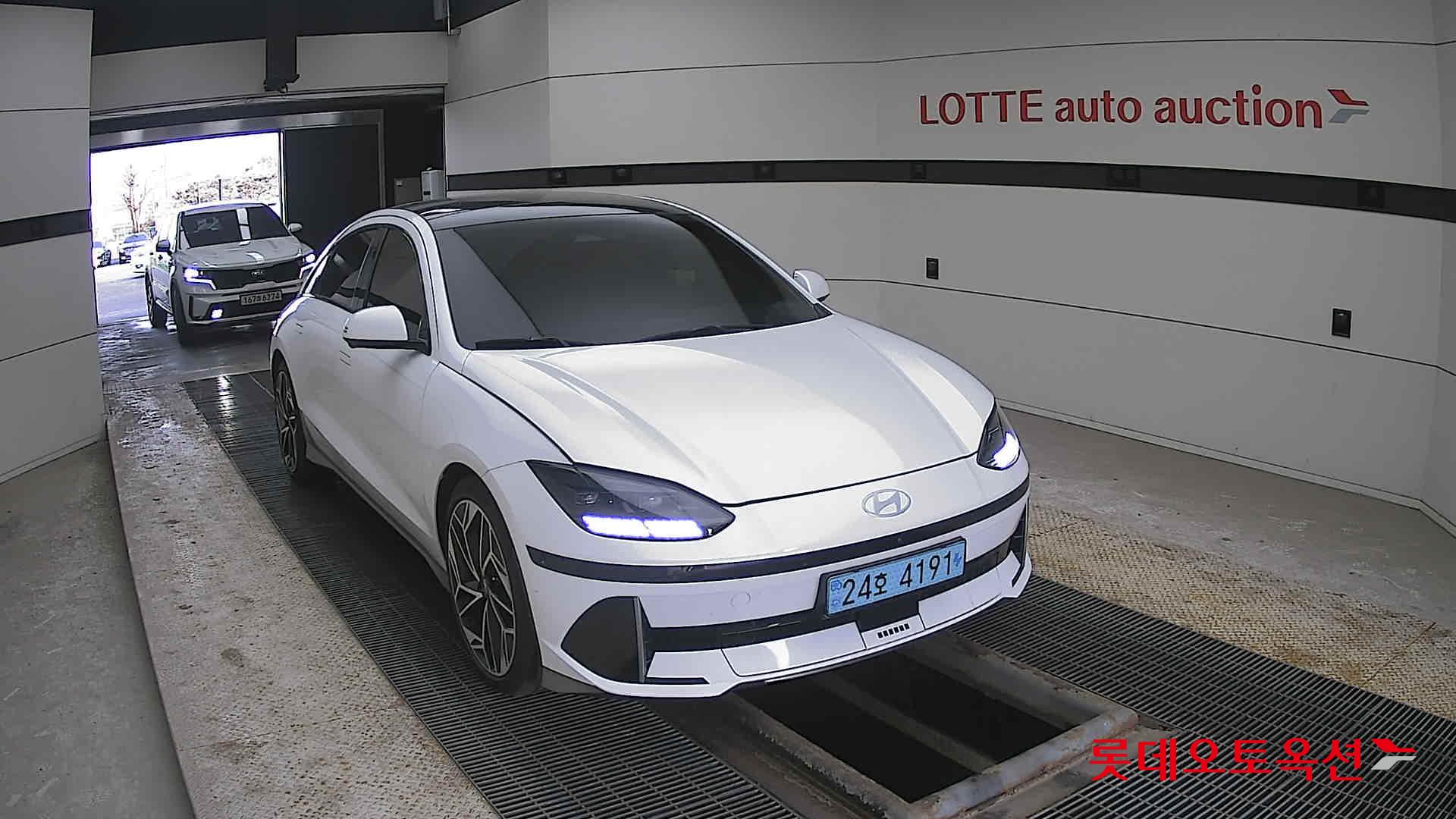 Hyundai Ioniq 6 2023 - Image 24