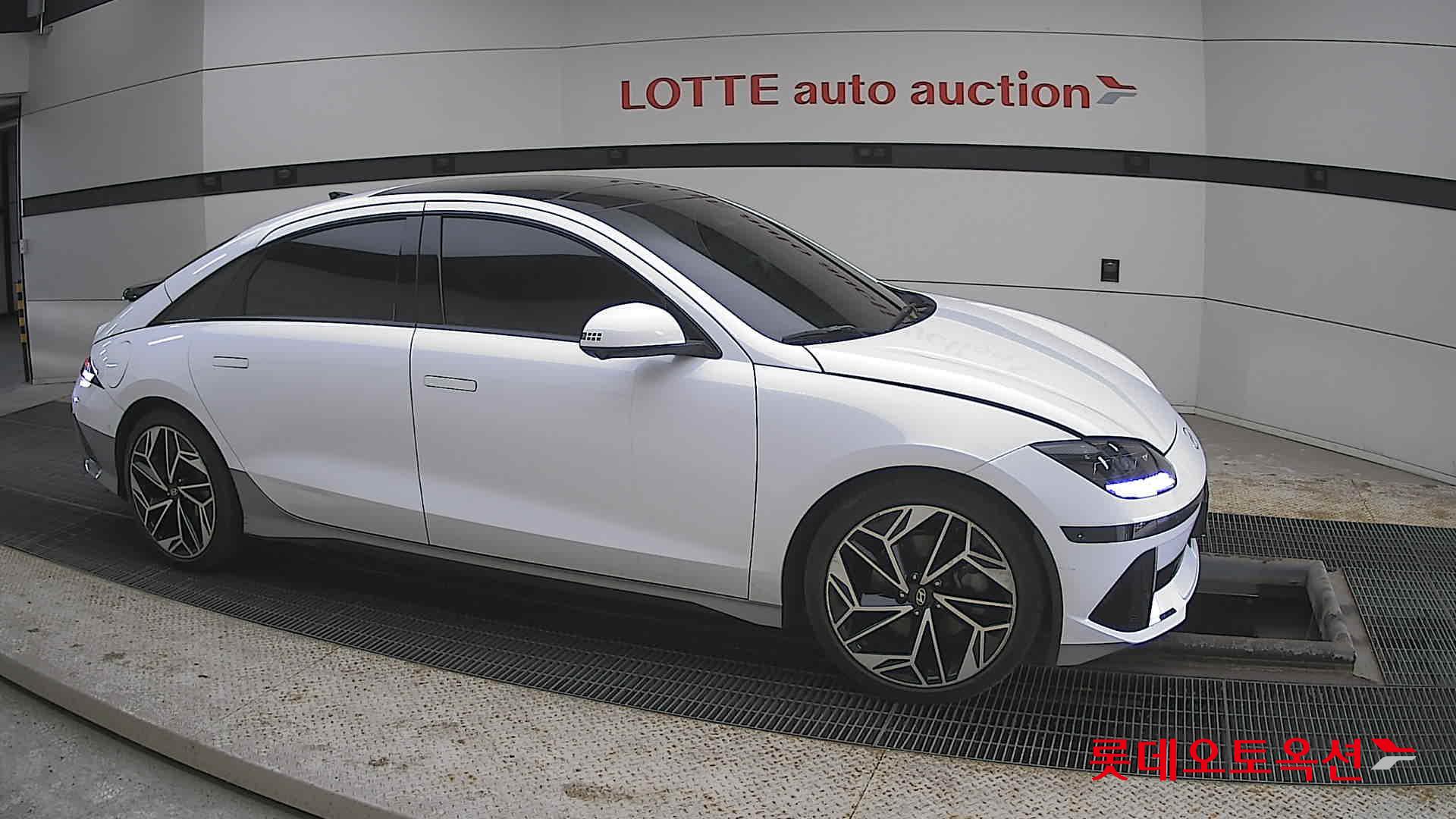 Hyundai Ioniq 6 2023 - Image 22