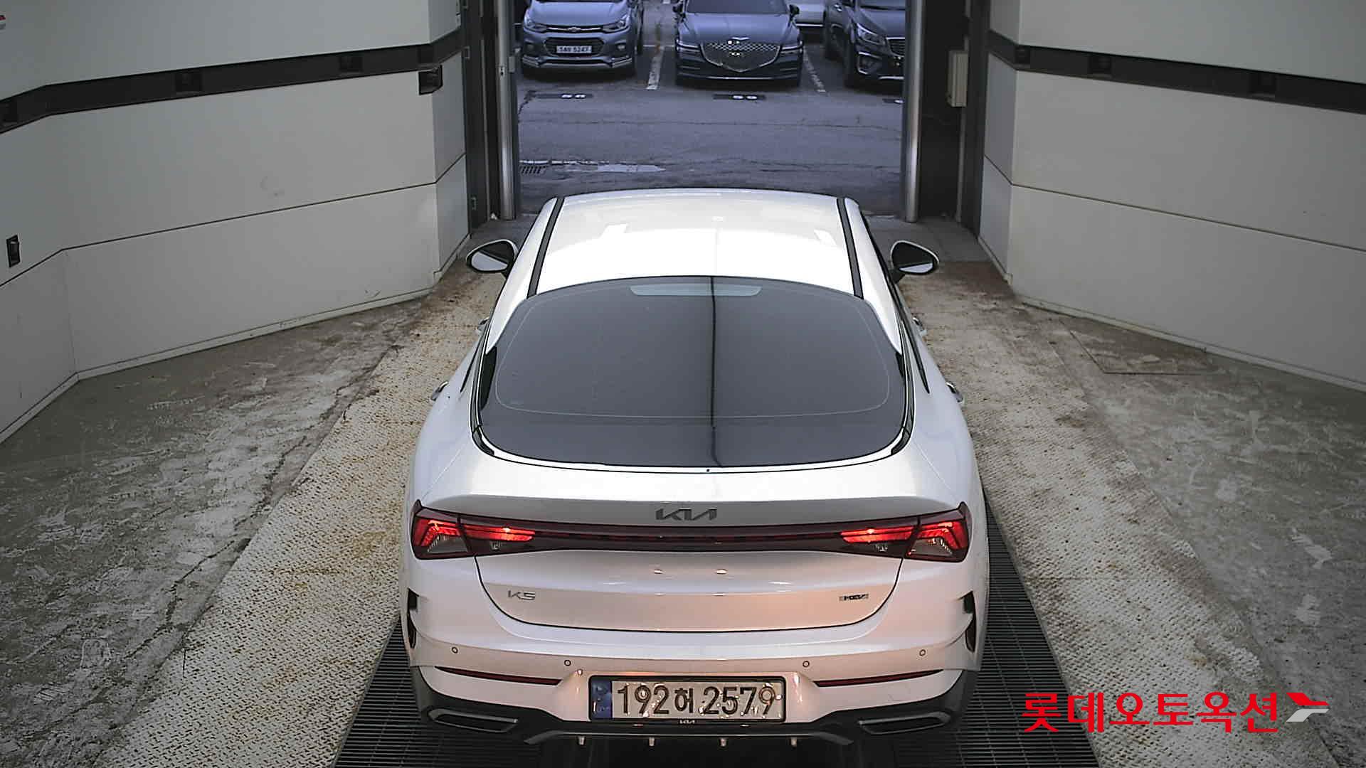 2023 - kia k5