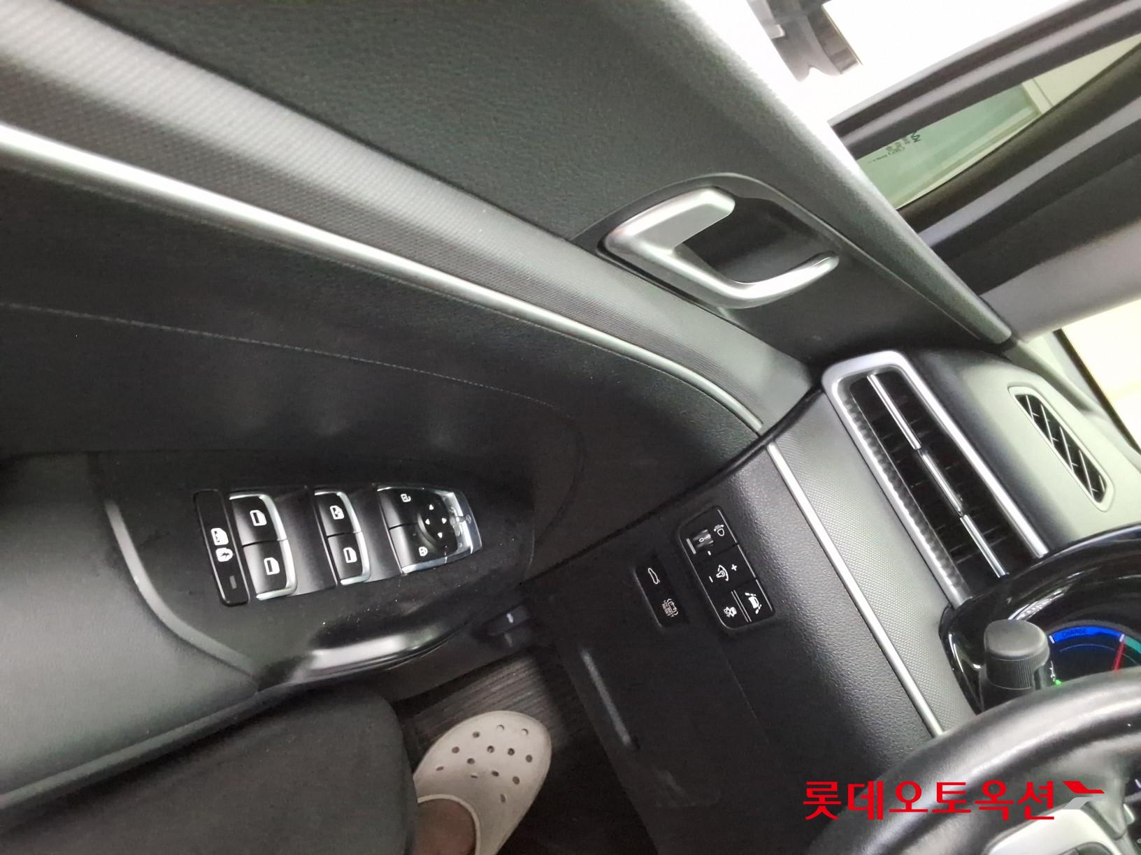 2023 - kia k5
