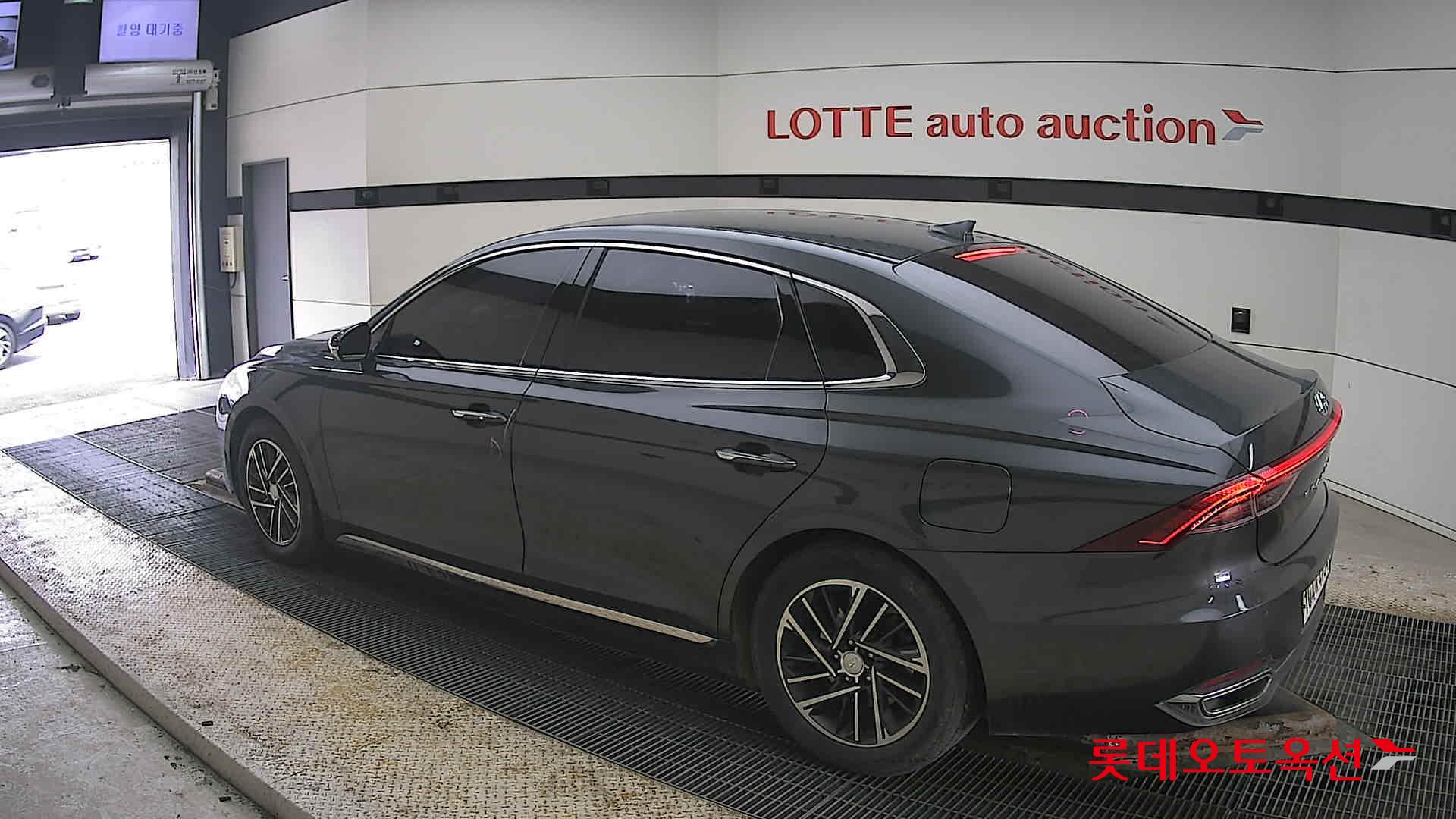 هيونداي جرانجر 2020 - صورة 15