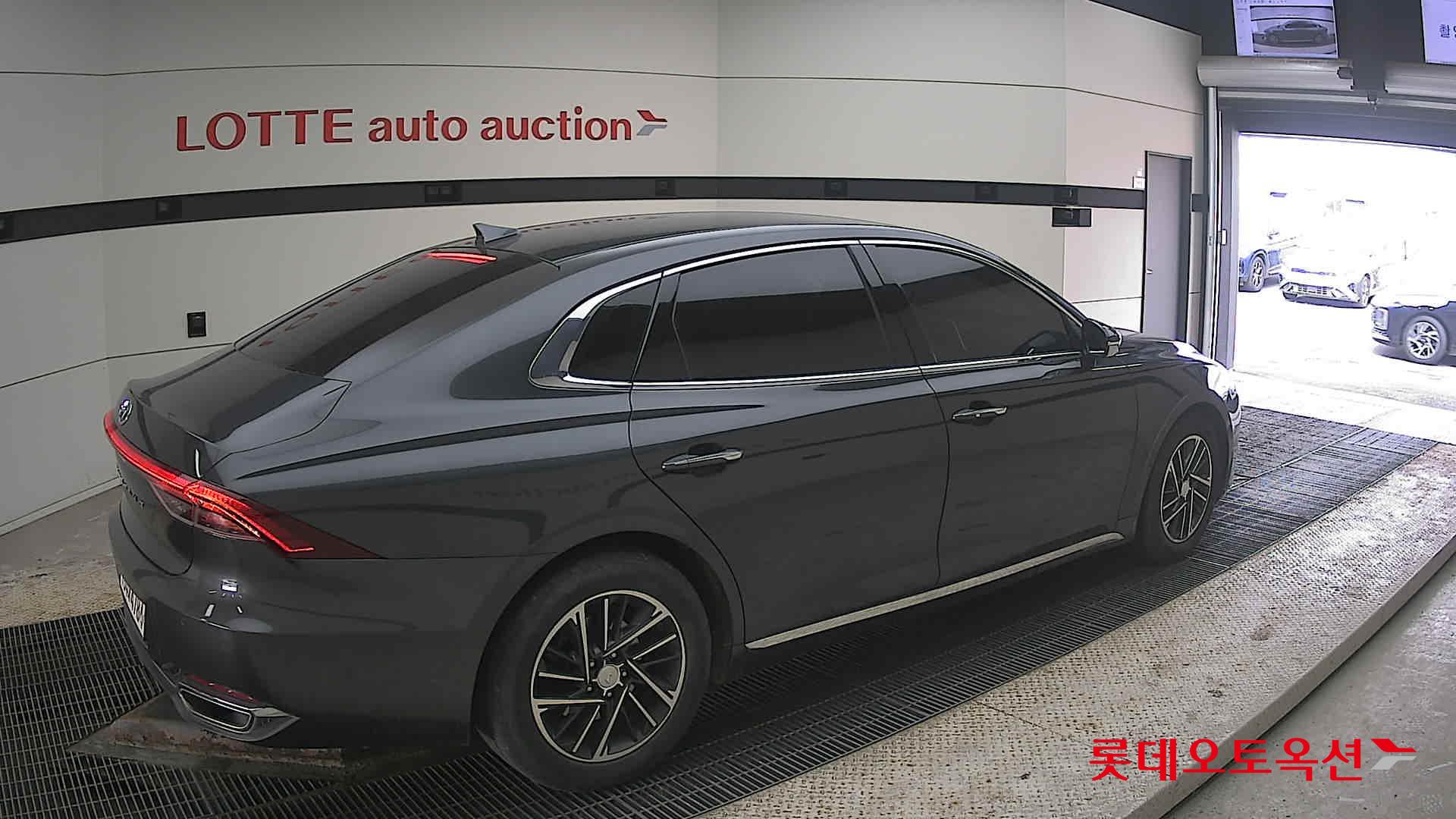 هيونداي جرانجر 2020 - صورة 19