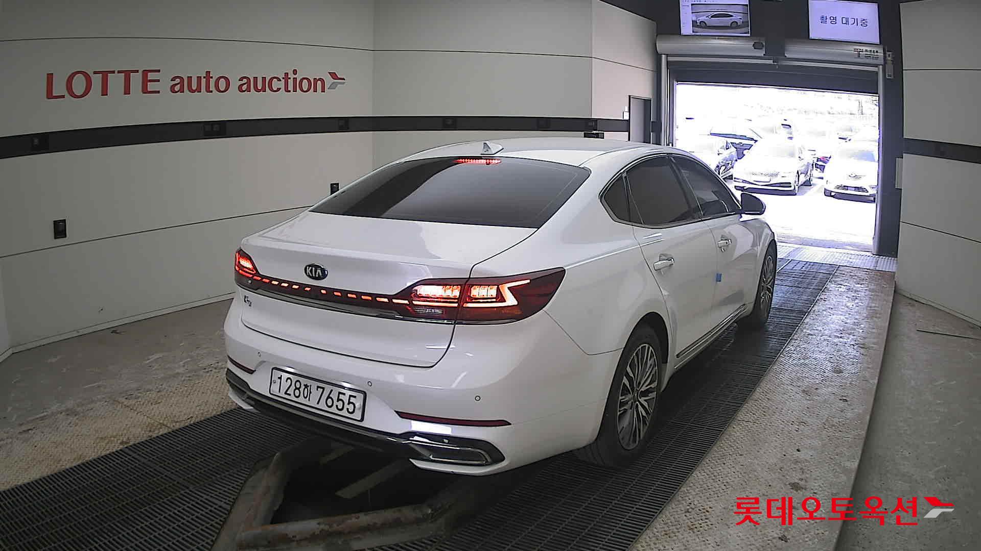 Kia K7 2020 - Image 18