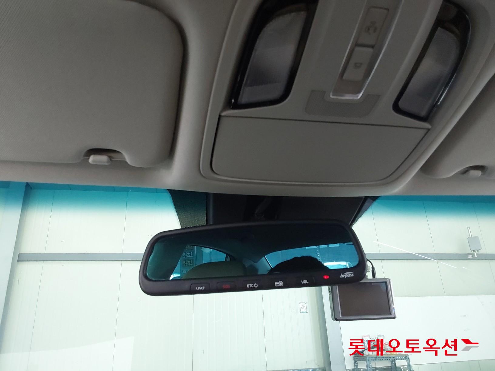 Kia K7 2020 - Image 32