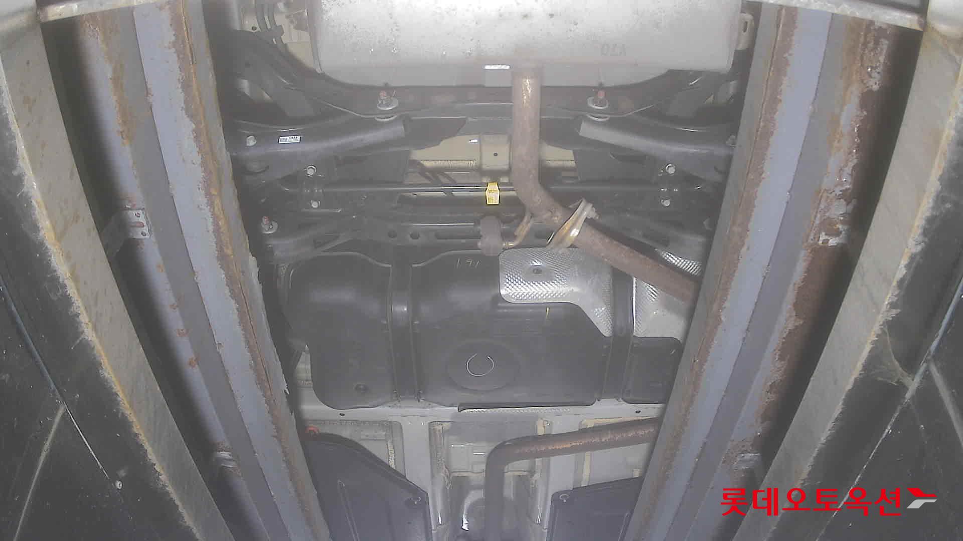 Hyundai Elantra 2022 - Image 2