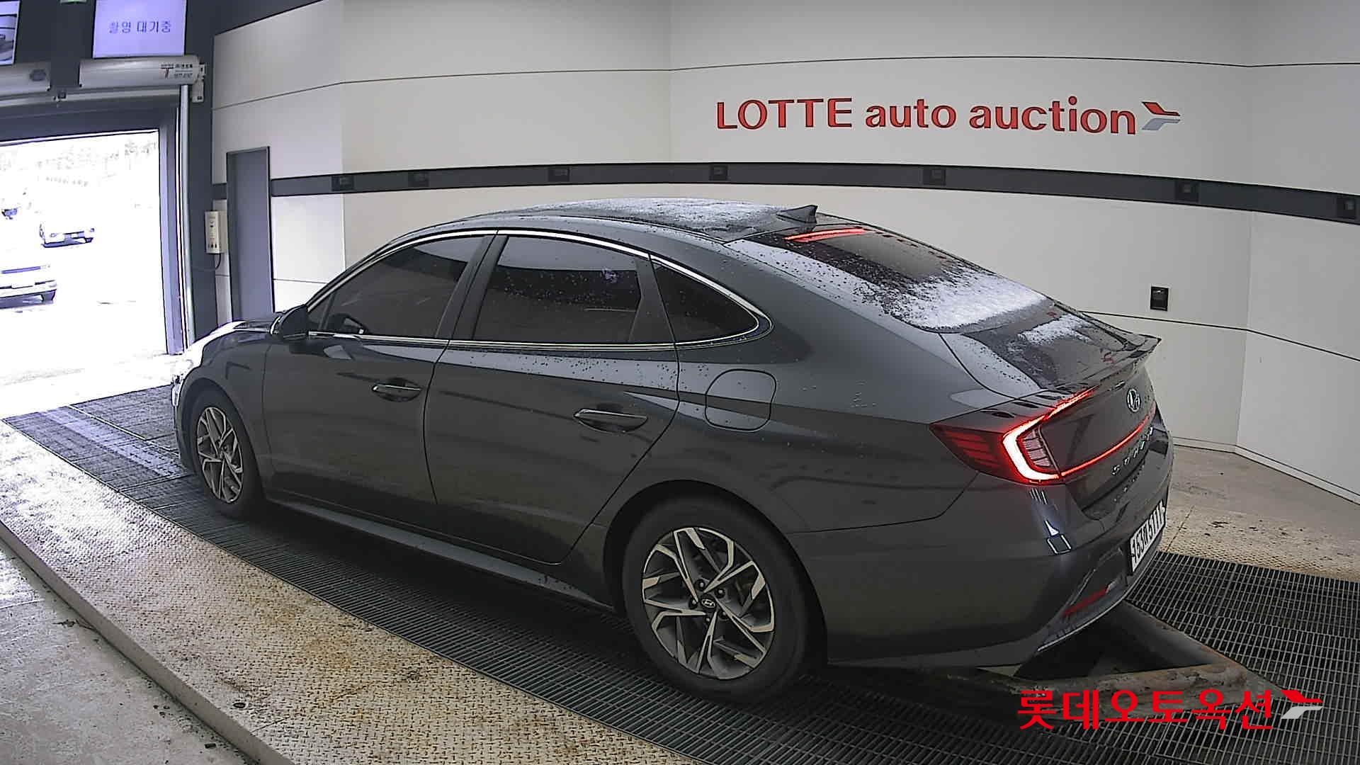 Hyundai Sonata 2021 - Image 15