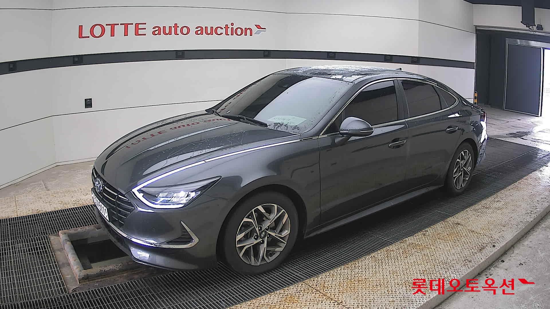 Hyundai Sonata 2021 - Image 11