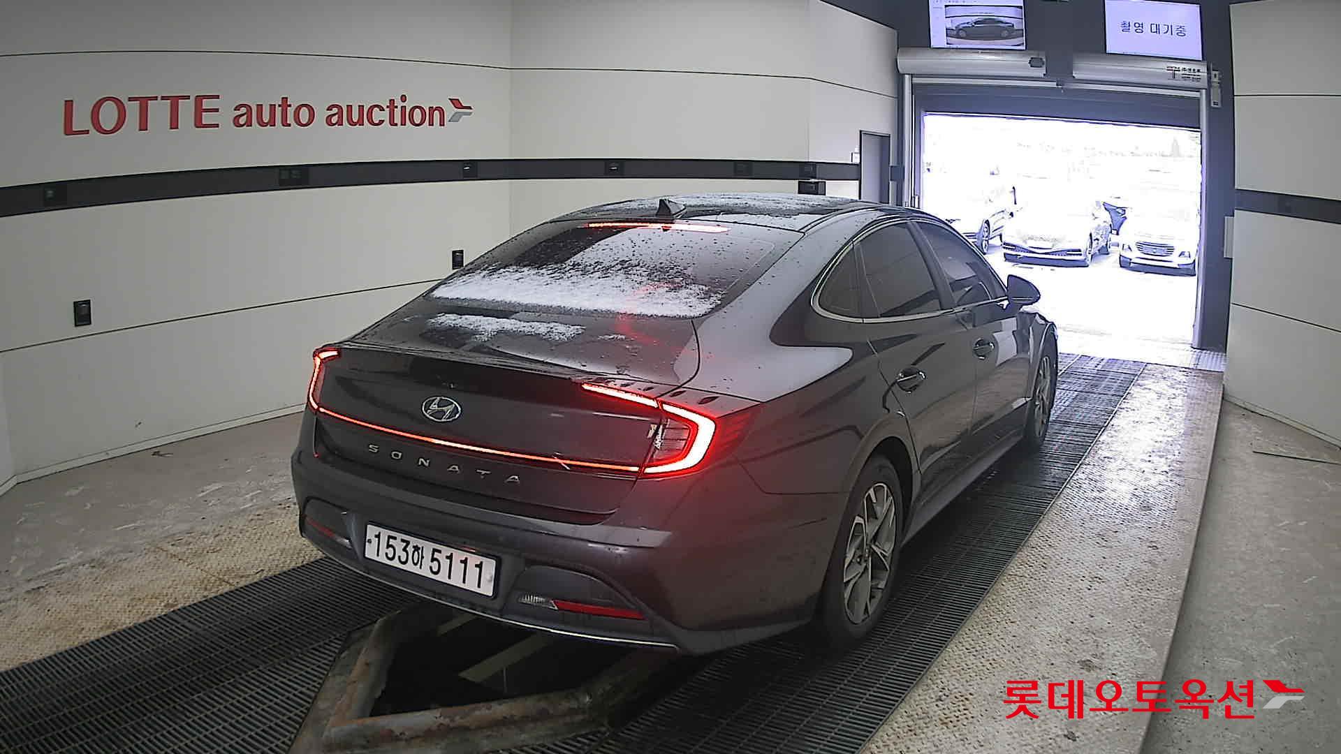 Hyundai Sonata 2021 - Image 18