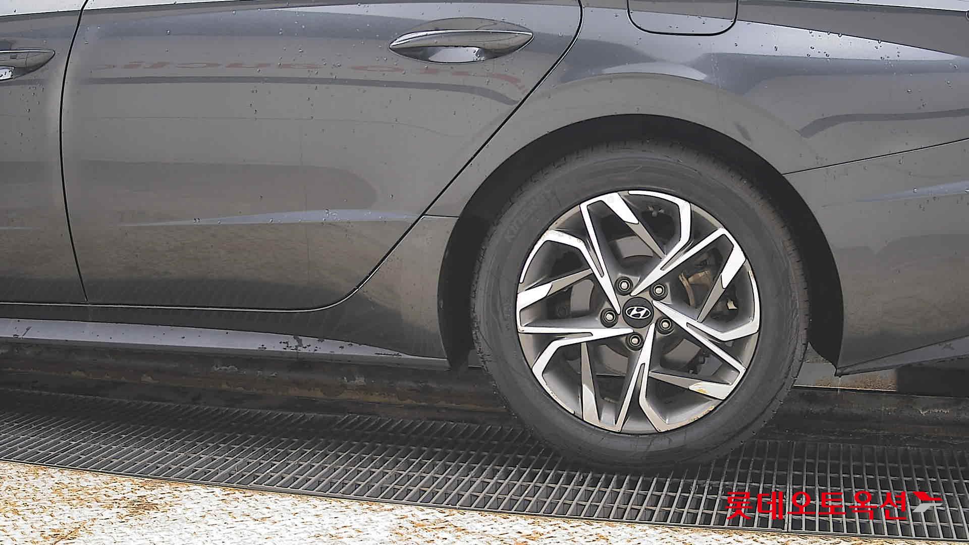 Hyundai Sonata 2021 - Image 26