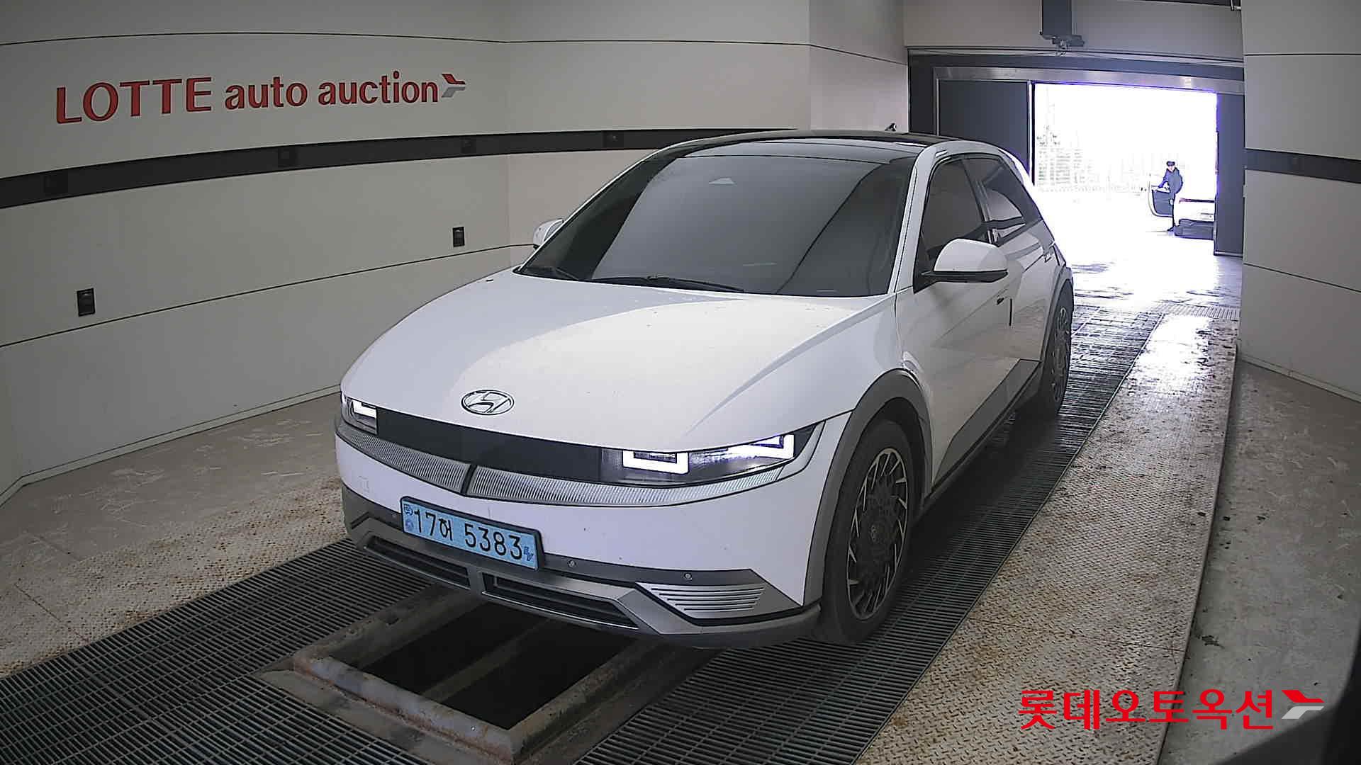 Hyundai Ioniq 5 2022 - Image 10
