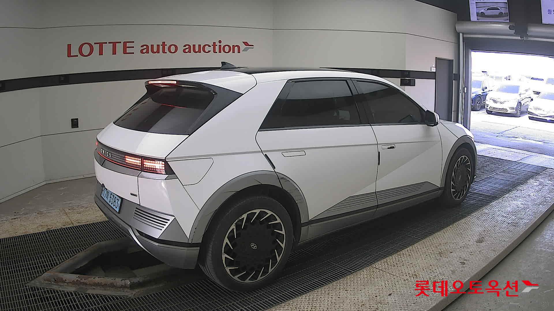 Hyundai Ioniq 5 2022 - Image 19