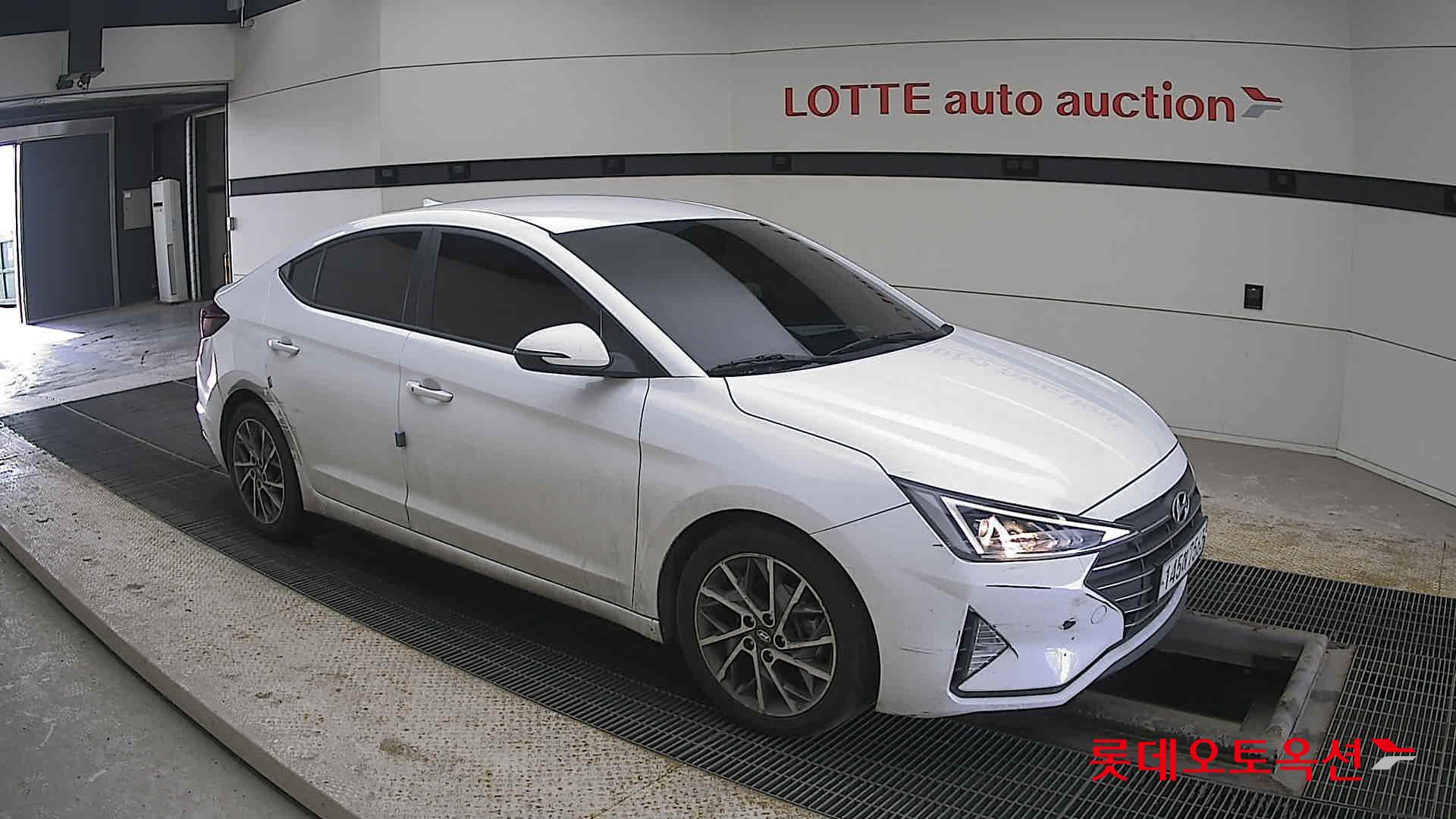 Hyundai Elantra 2020 - Image 23