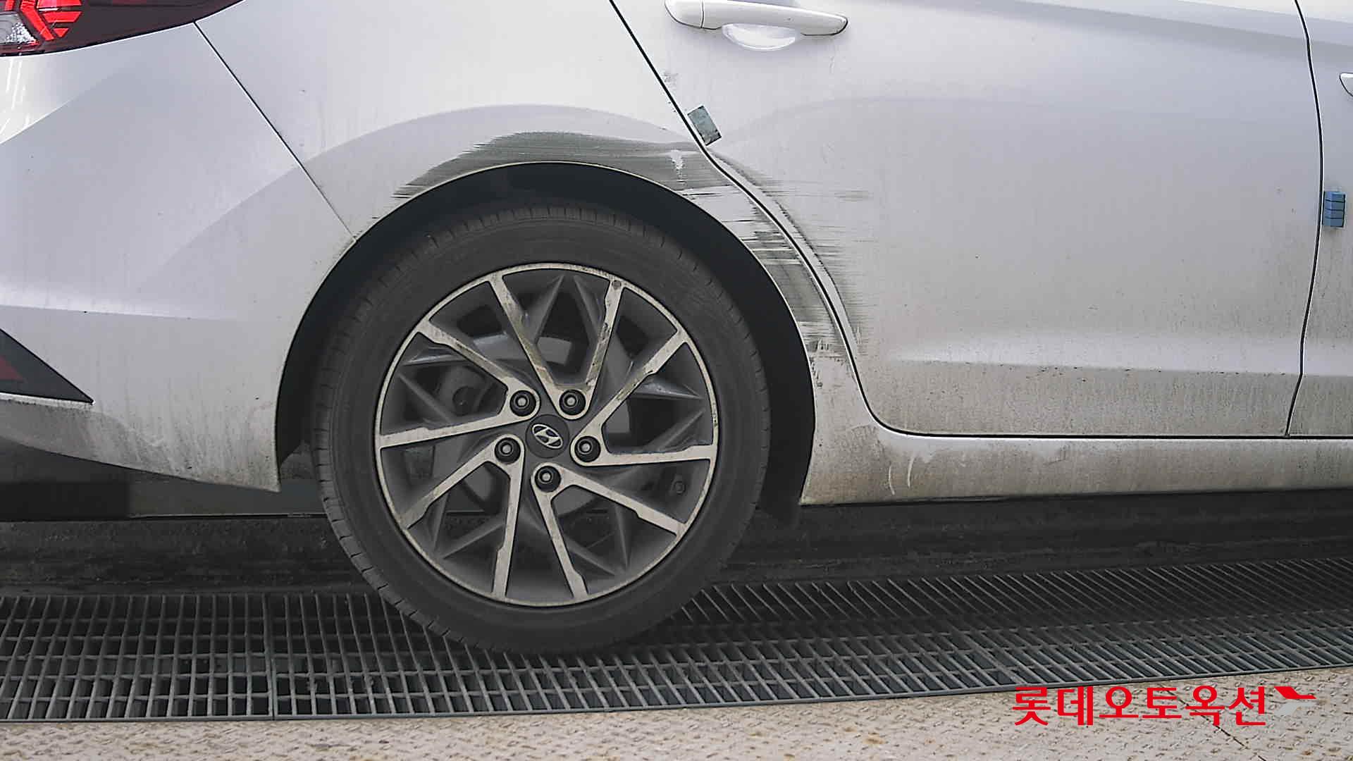 Hyundai Elantra 2020 - Image 28