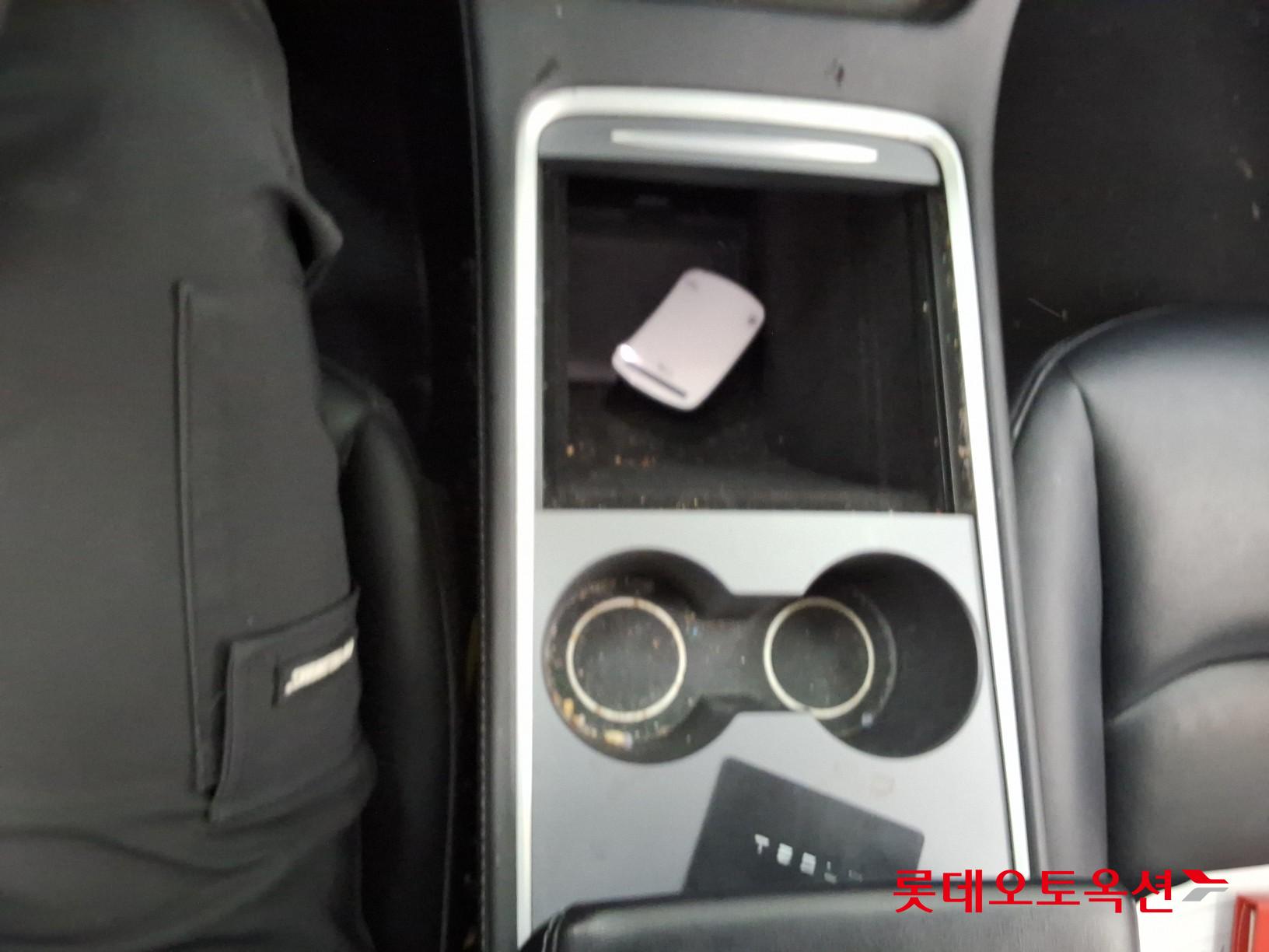 TESLA Model 3 2021 - 이미지 34