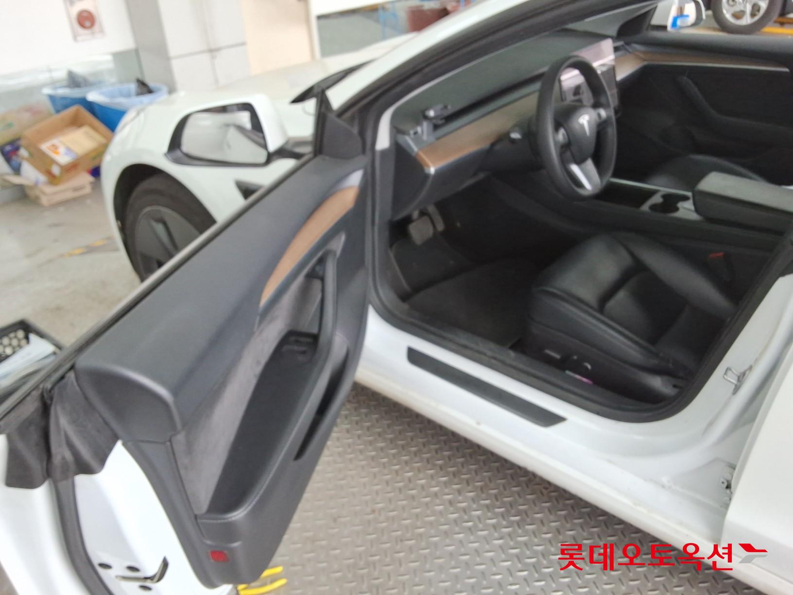 TESLA Model 3 2021 - 이미지 36