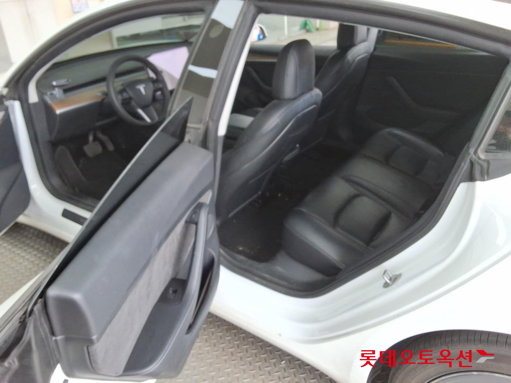 TESLA Model 3 2021 - 이미지 37