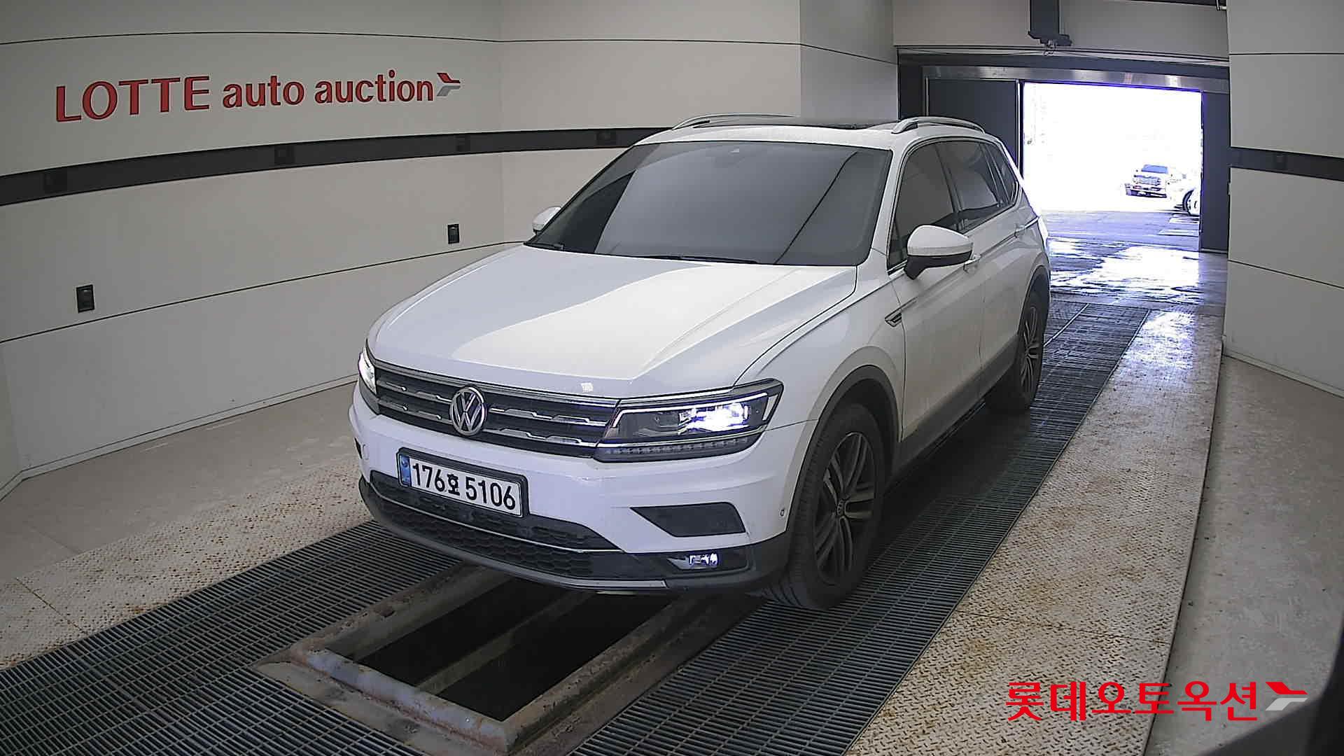 2020 - Volkswagen TIGUAN