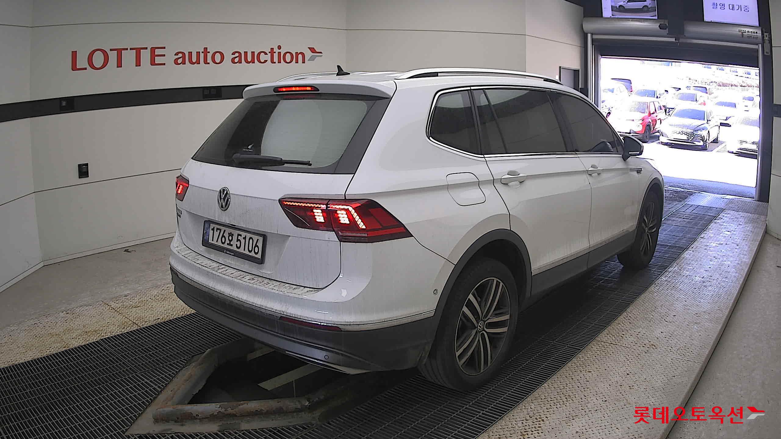 2020 - Volkswagen TIGUAN