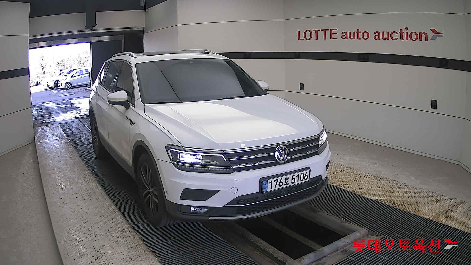 2020 - Volkswagen TIGUAN
