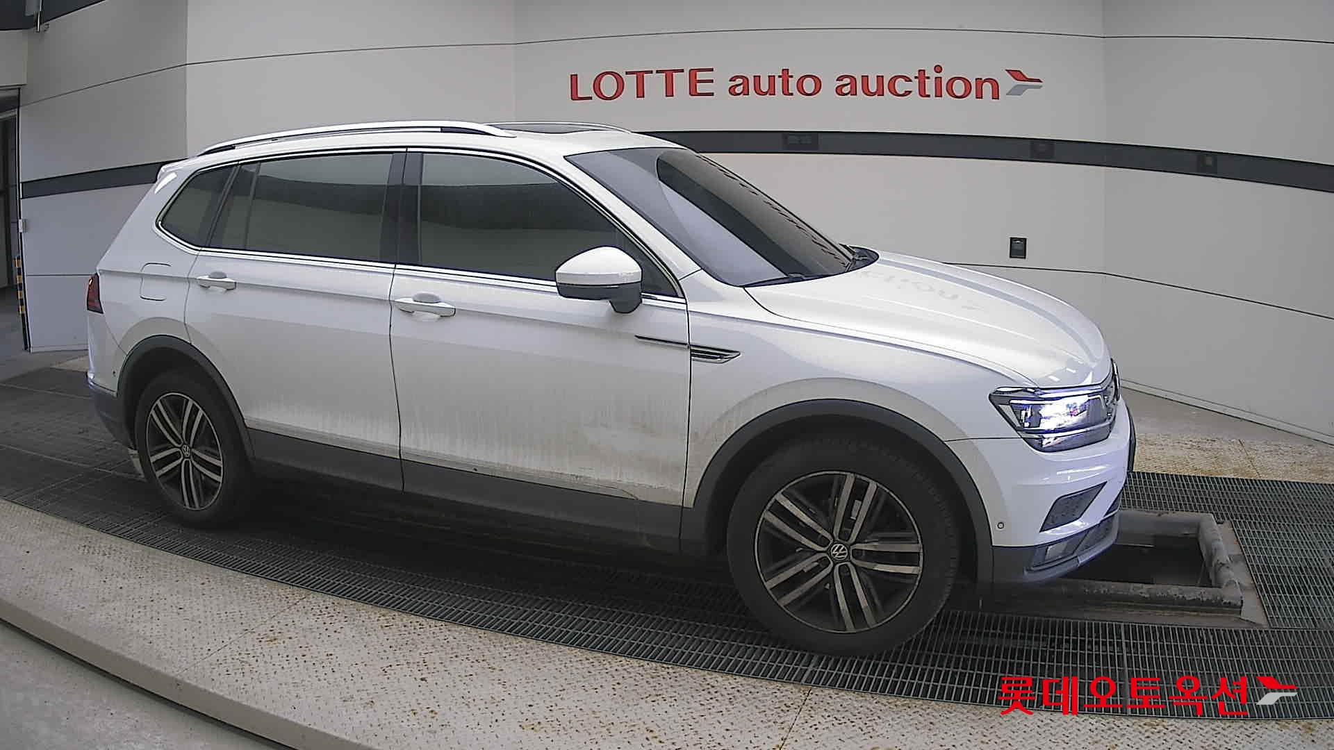 2020 - Volkswagen TIGUAN