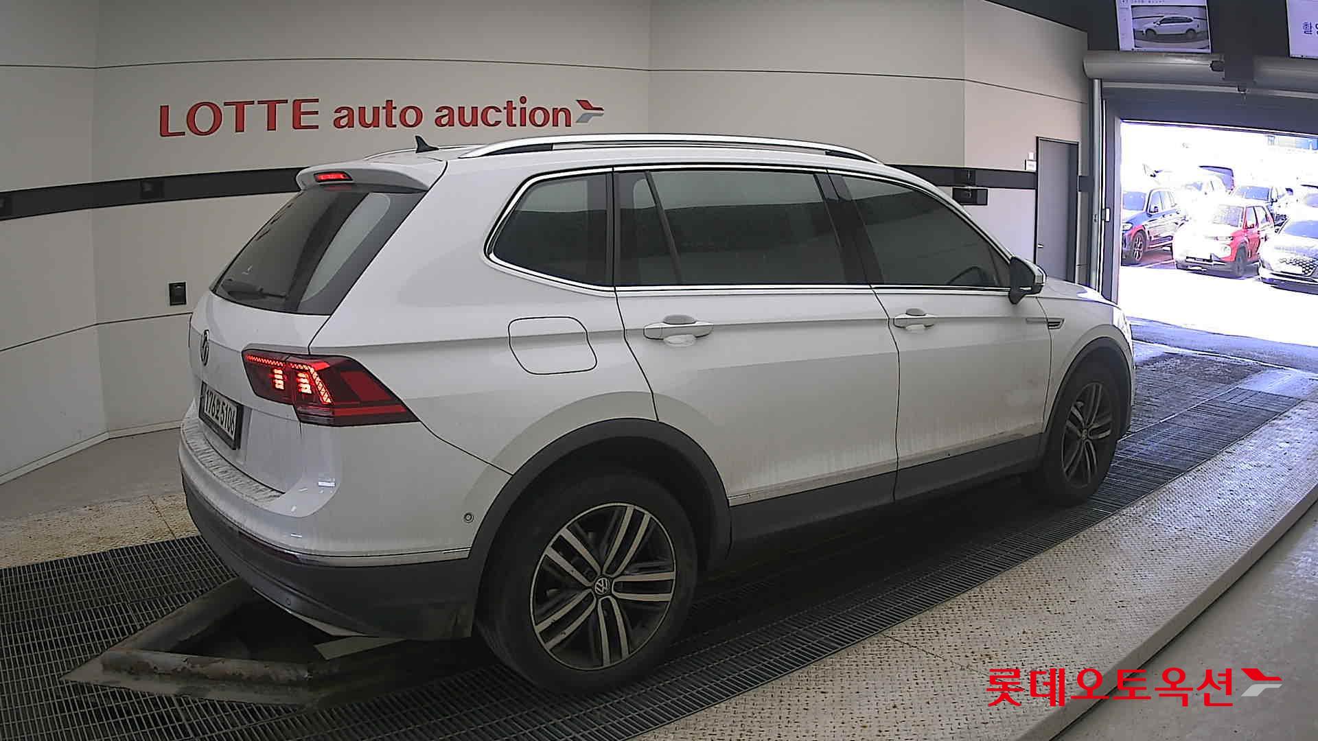 2020 - Volkswagen TIGUAN