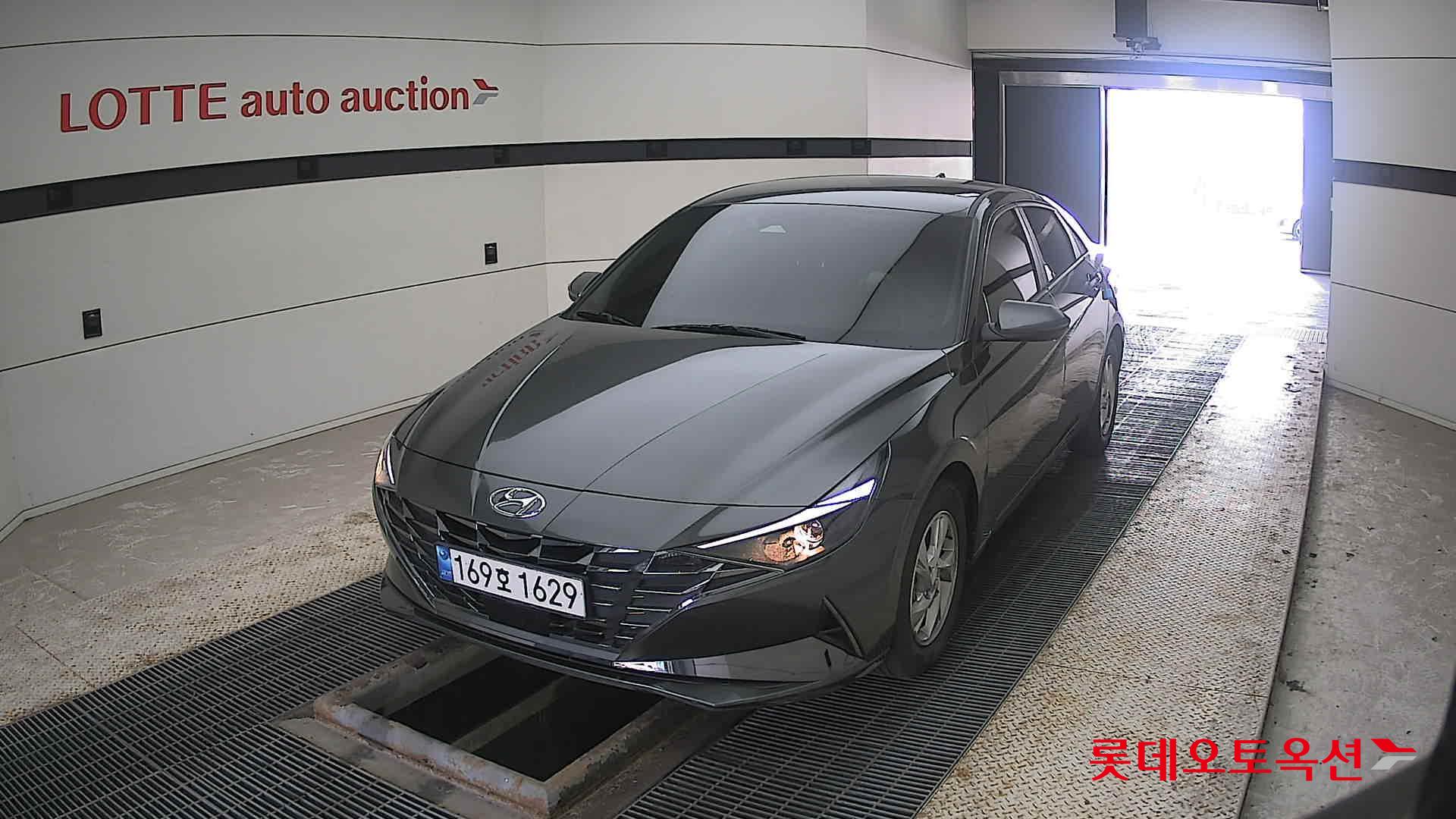 Hyundai Avante 2022 Amazon Grey Metallic из Кореи