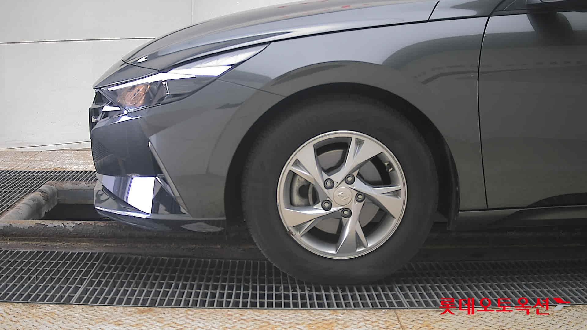 Hyundai Avante id 3803709 из Кореи 21