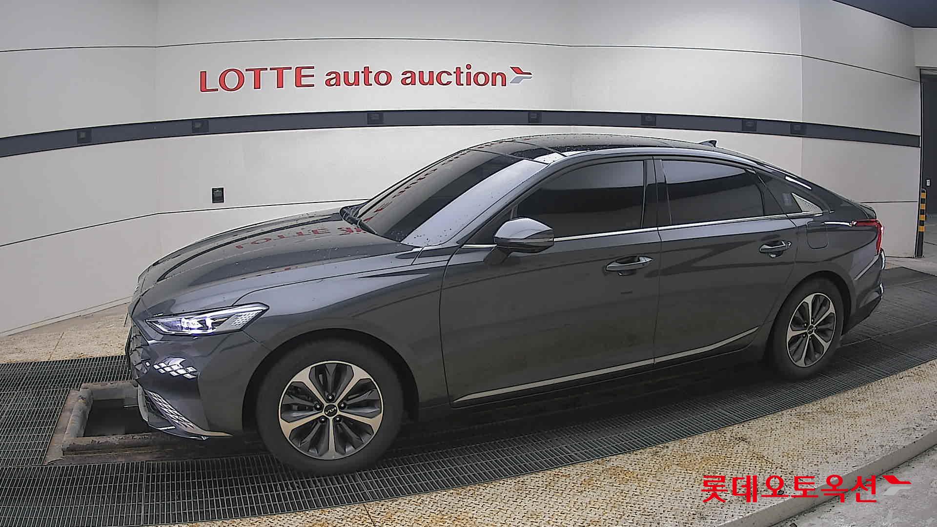 كيا K8 2023 - صورة 12