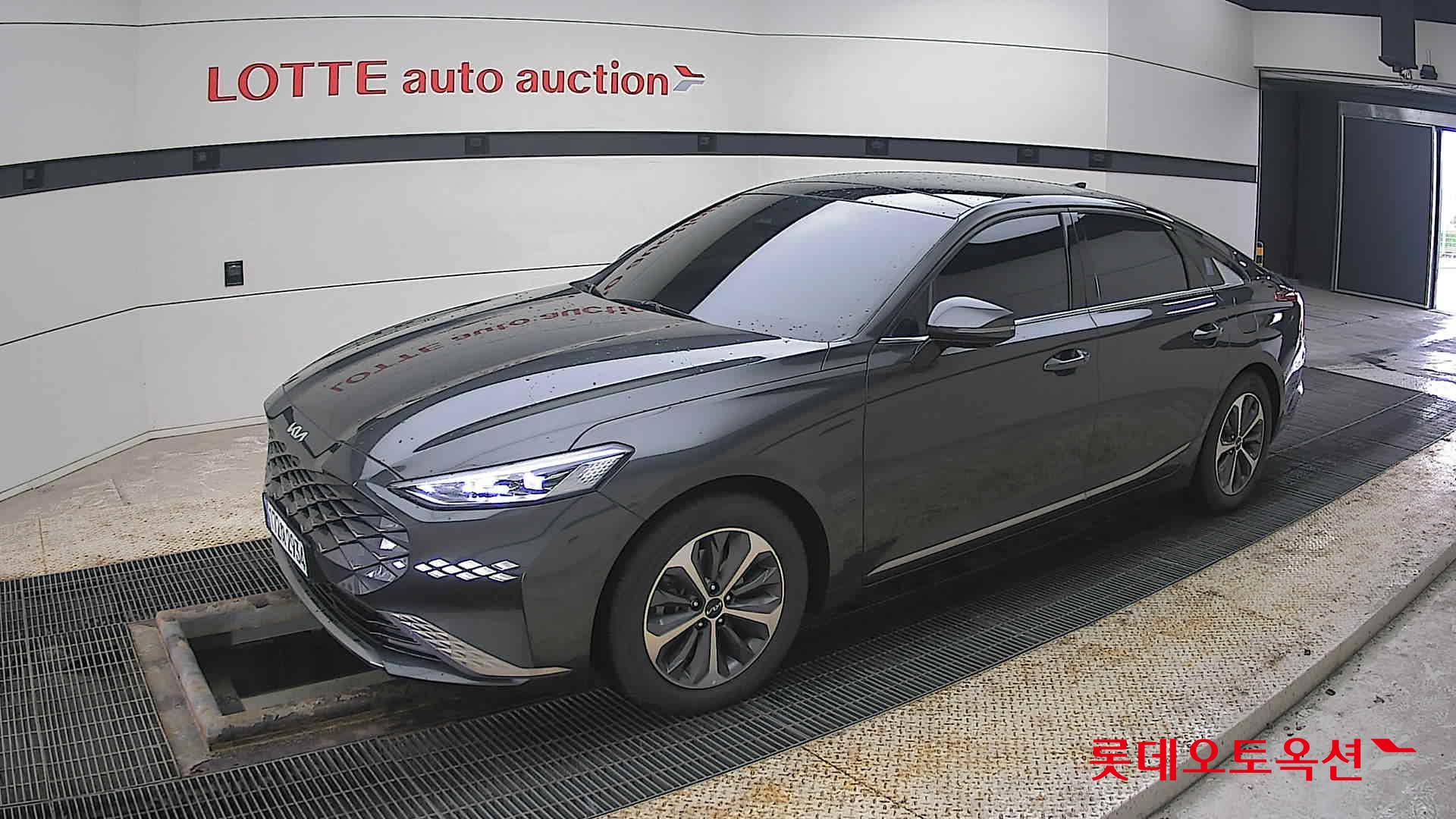 كيا K8 2023 - صورة 11