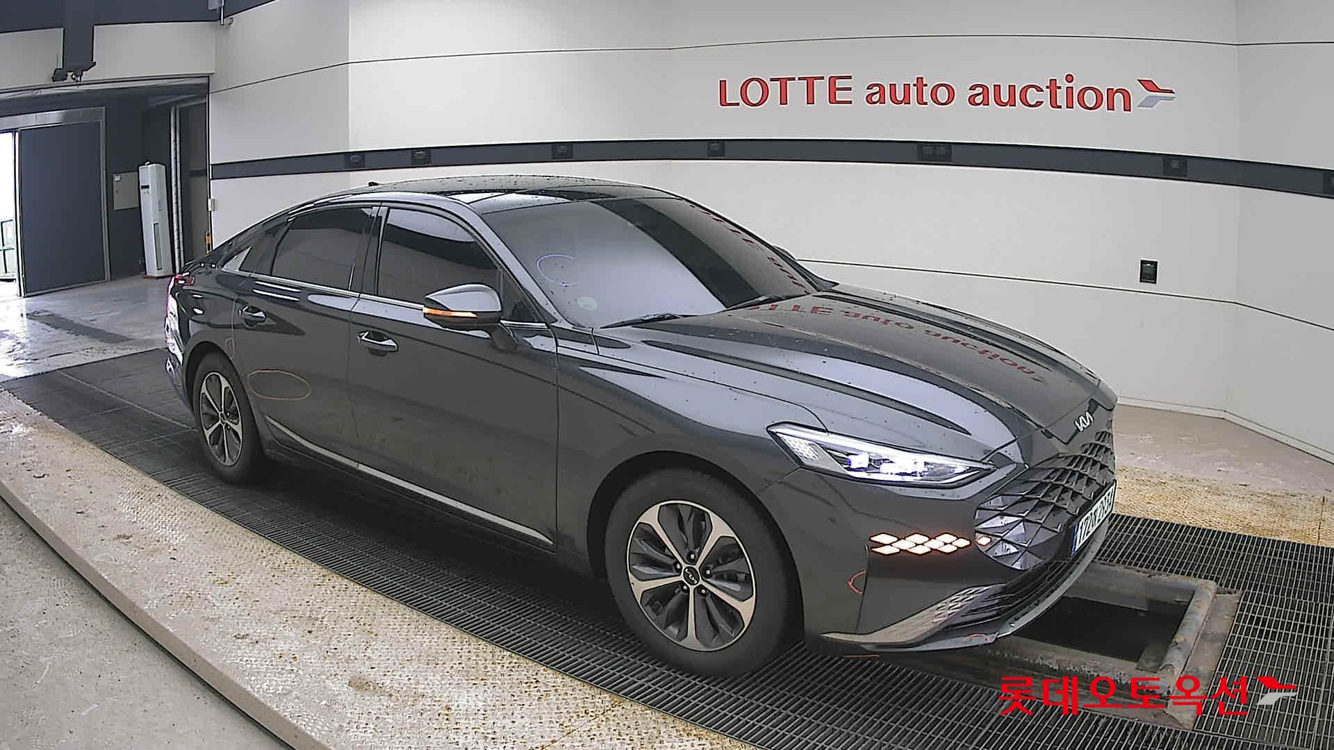 كيا K8 2023 - صورة 23