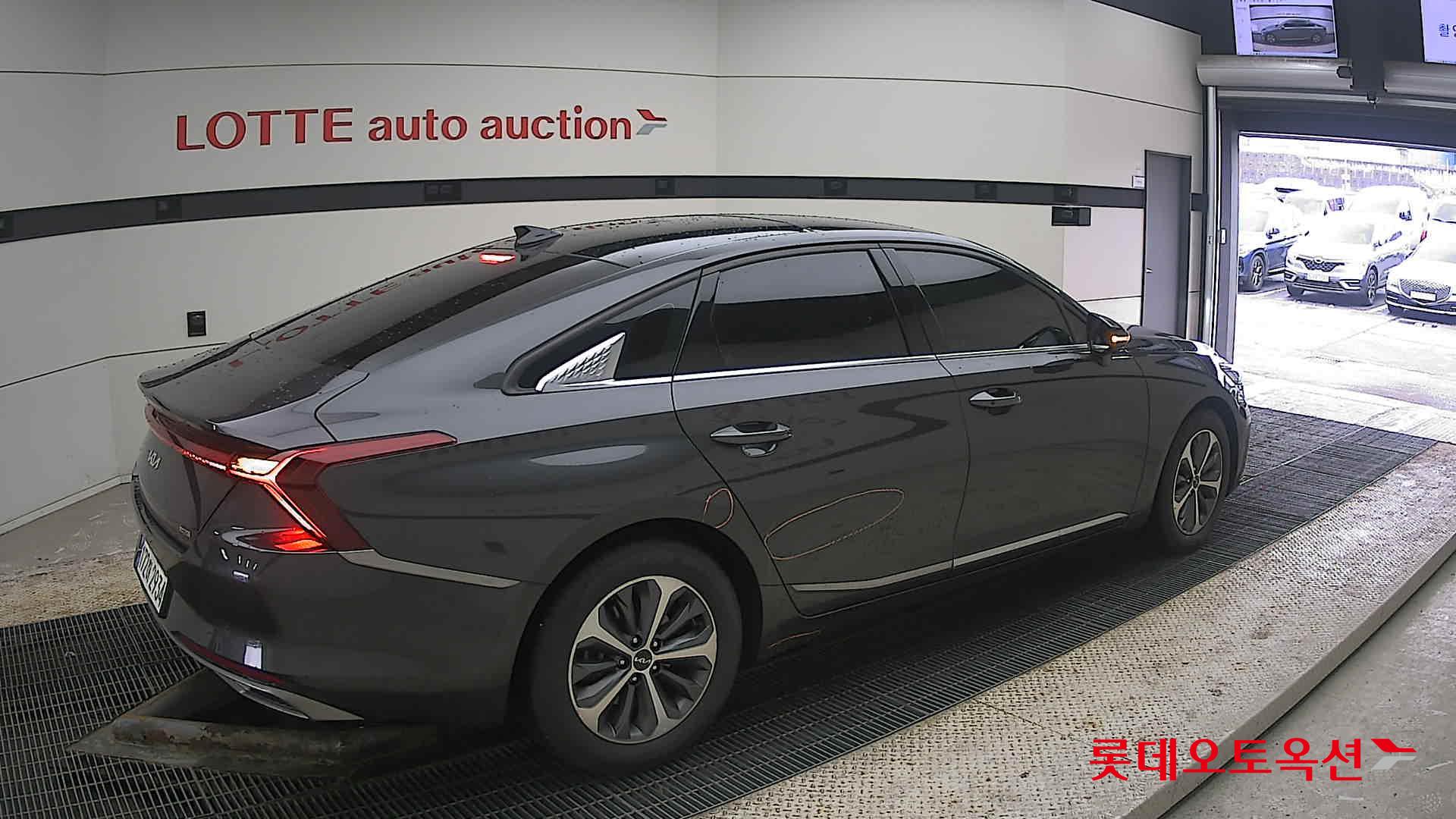 كيا K8 2023 - صورة 19