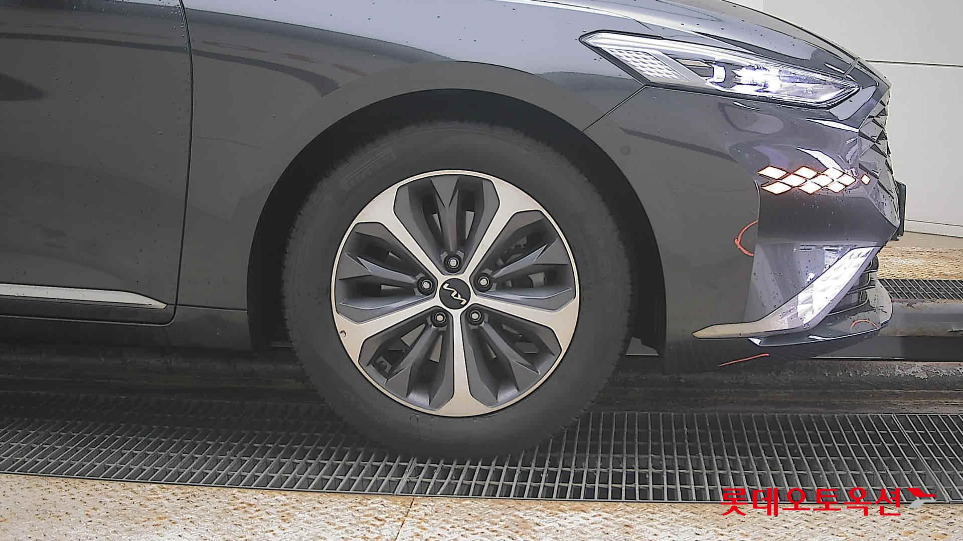 كيا K8 2023 - صورة 27