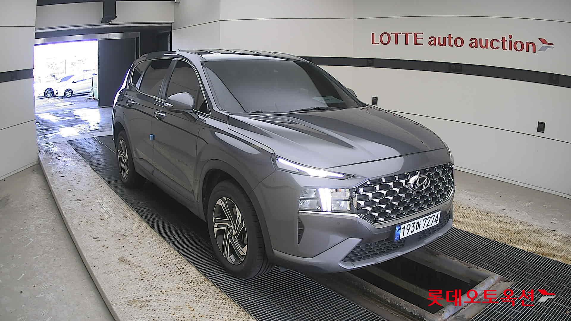 Hyundai Santa Fe 2021 - Image 6