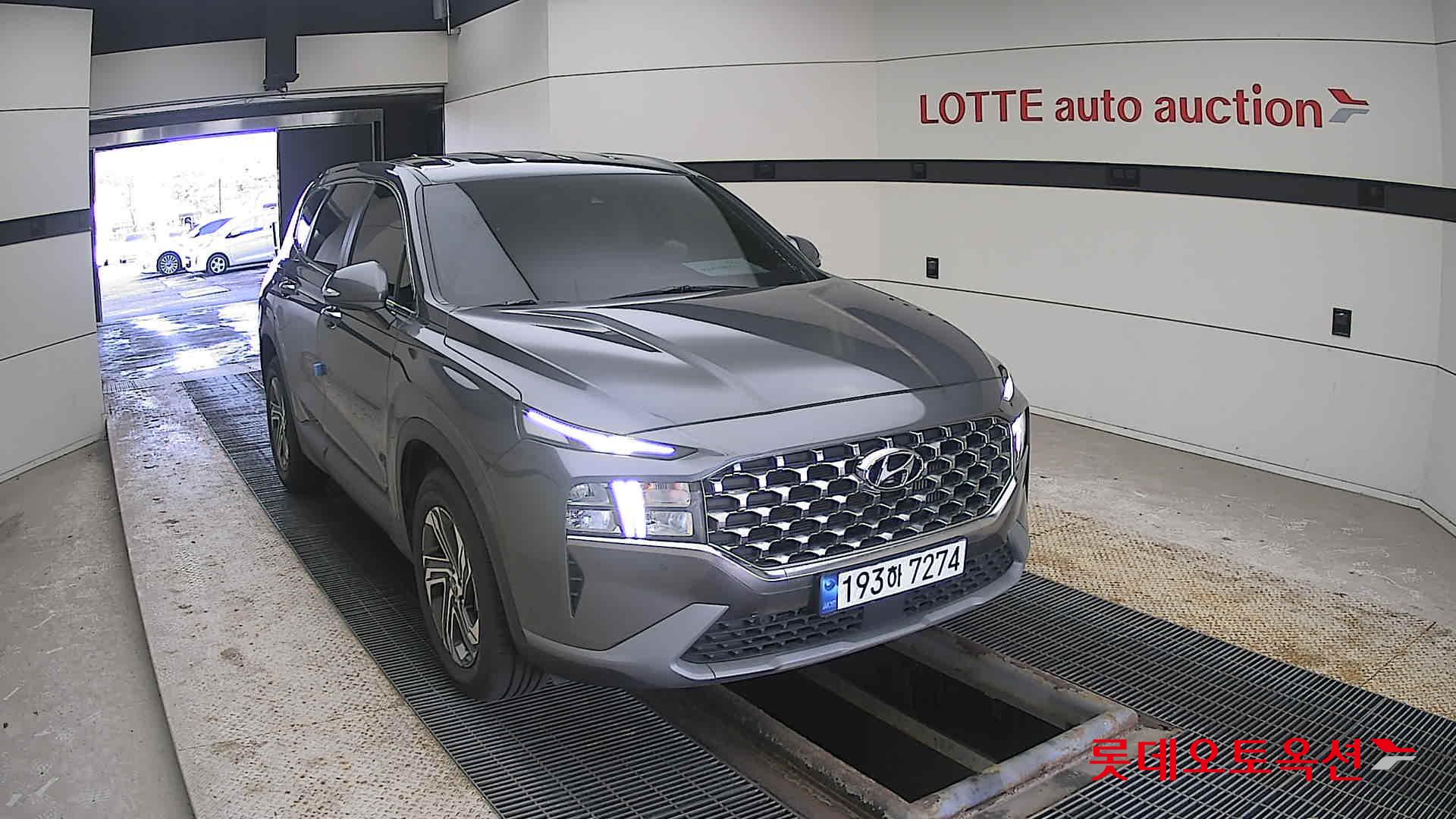 Hyundai Santa Fe 2021 - Image 24