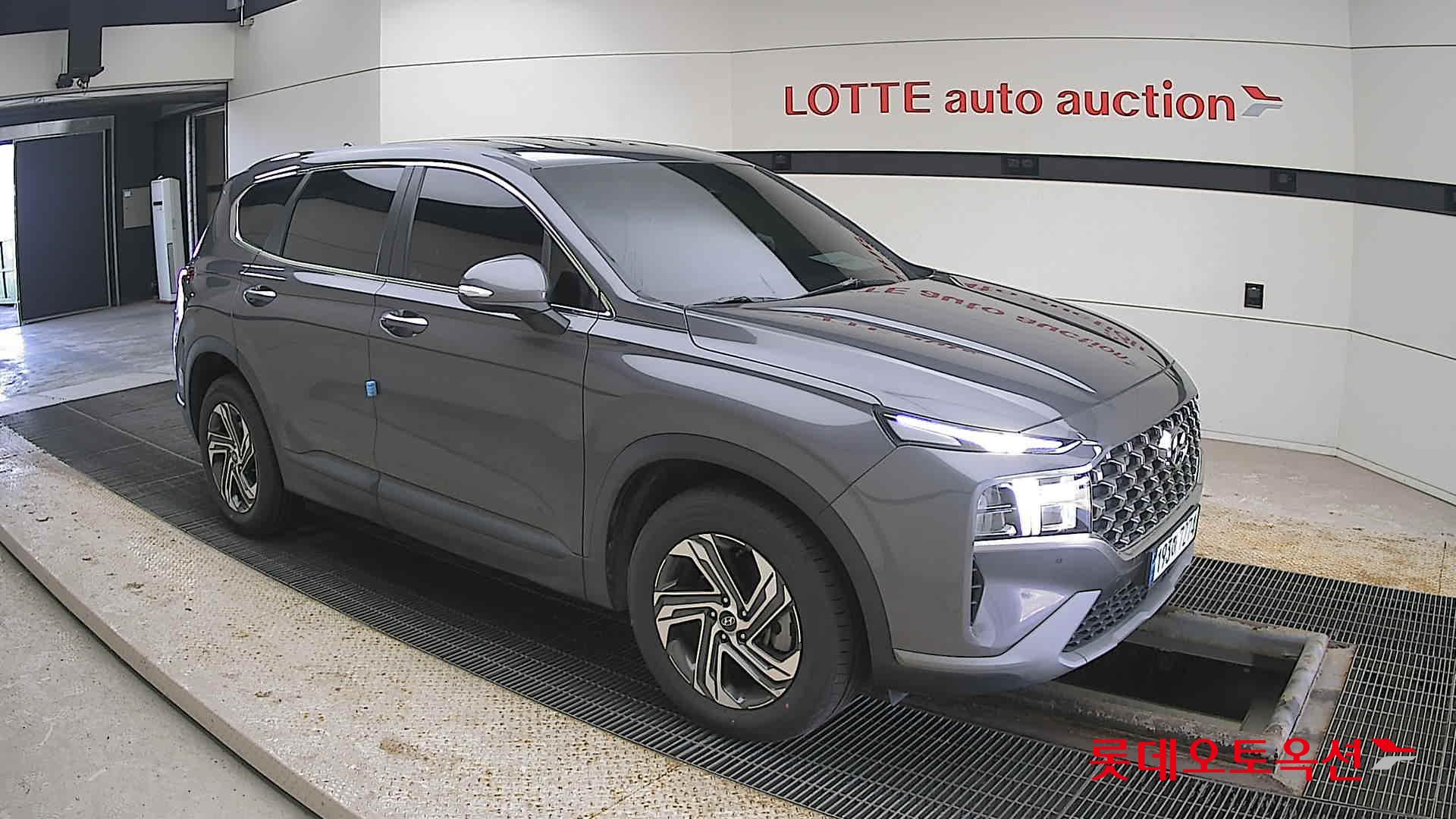 Hyundai Santa Fe 2021 - Image 23