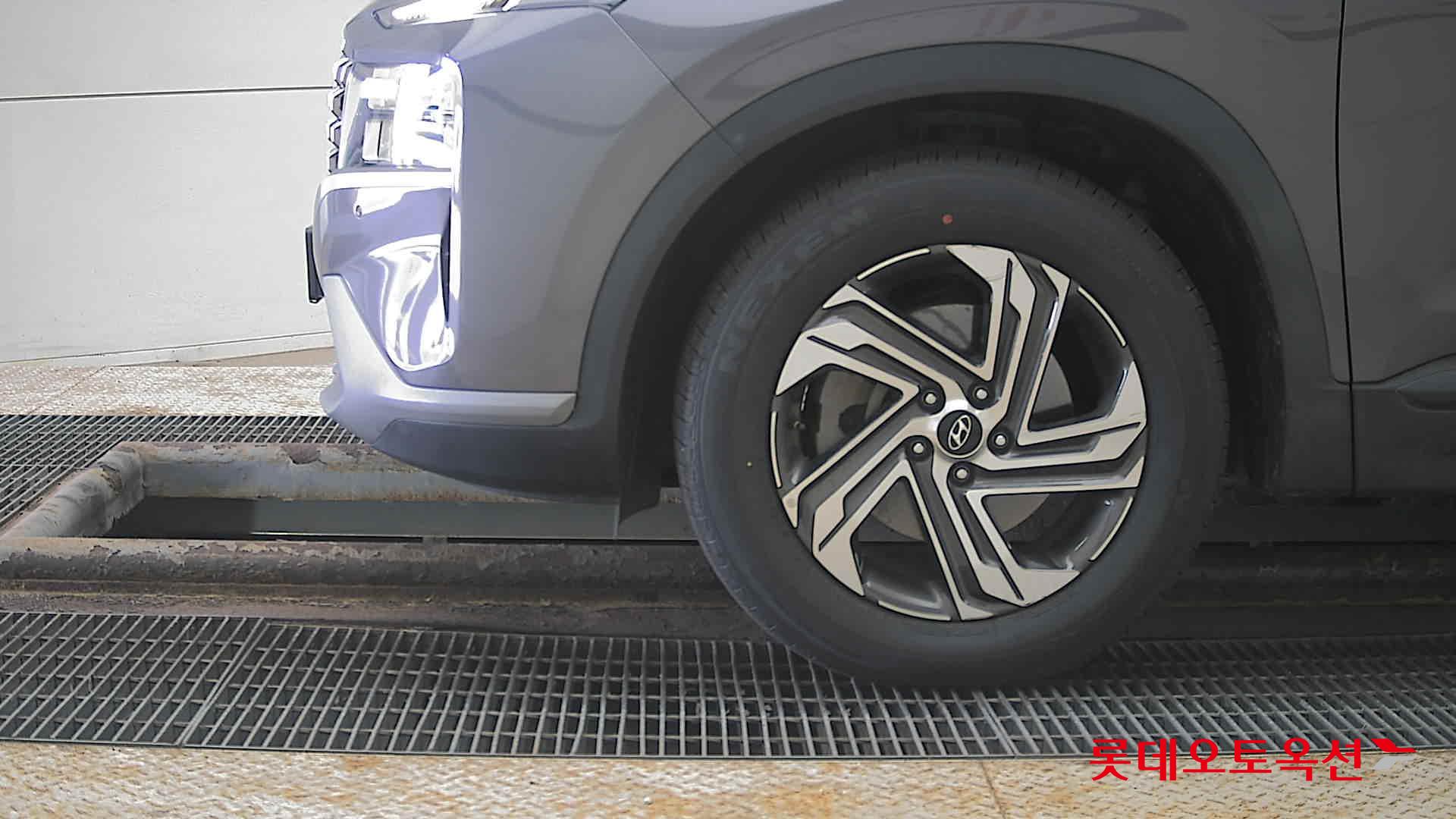 Hyundai Santa Fe 2021 - Image 25