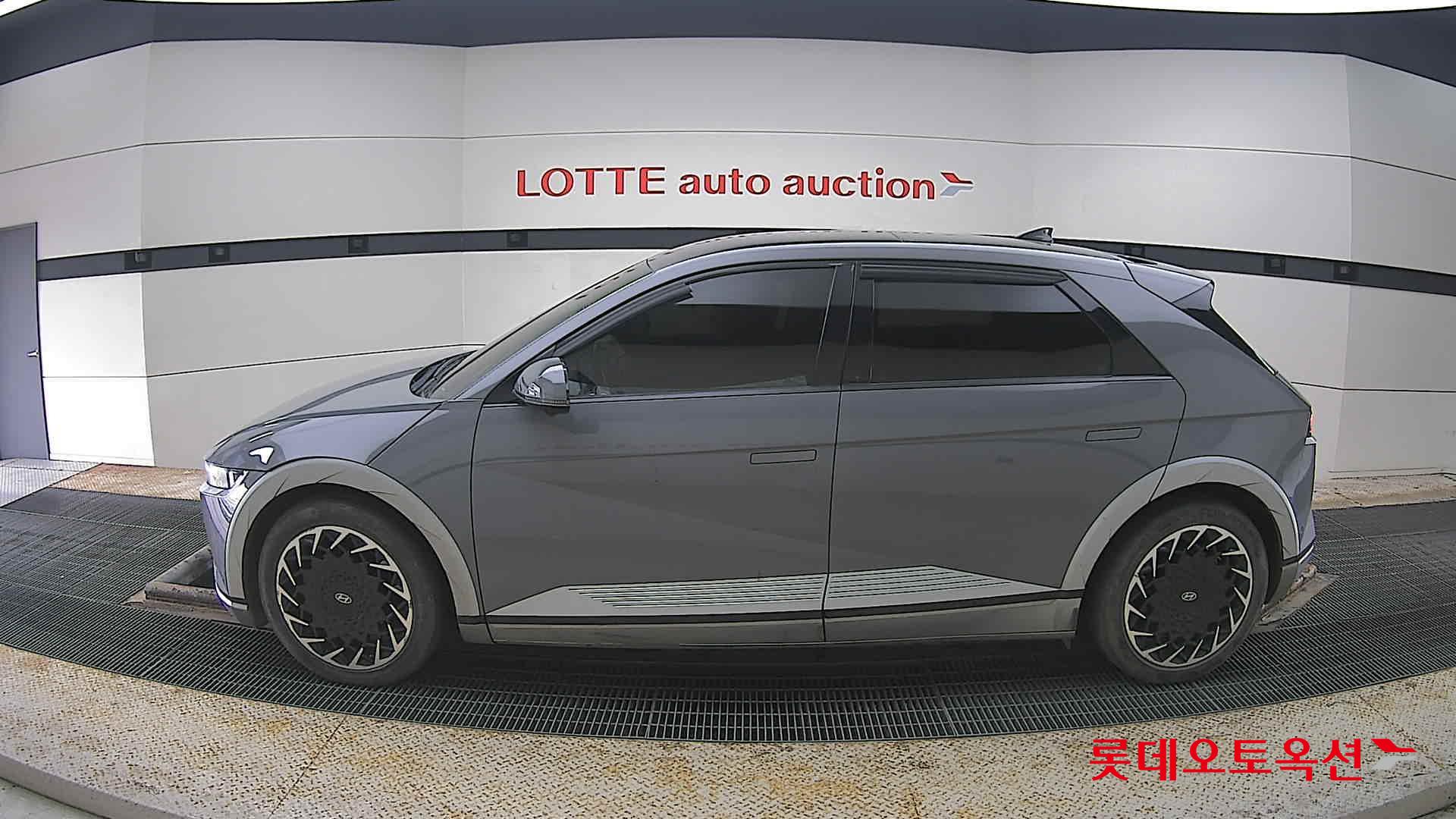 Hyundai Ioniq 5 2022 - Image 13